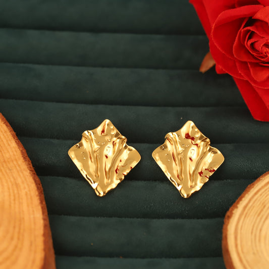 Trendy Stud Earrings – Gold Plated, Anti-Tarnish, Waterproof, Everyday Minimalist Jewelry (GOLD)