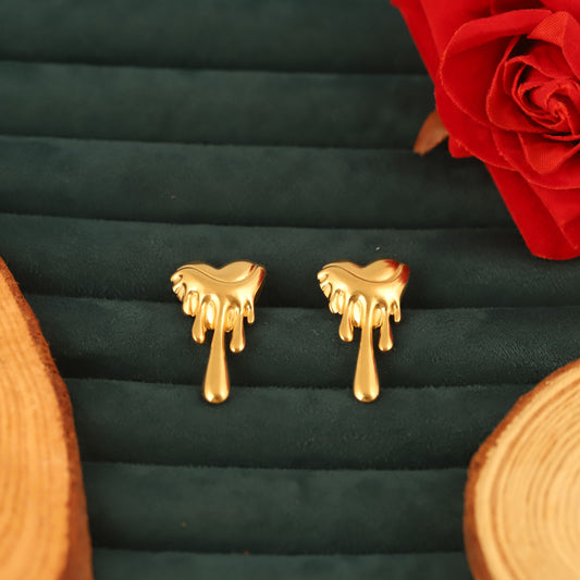 Trendy Heart Stud Earrings – Gold Plated, Anti-Tarnish, Waterproof, Everyday Minimalist Jewelry (GOLD)