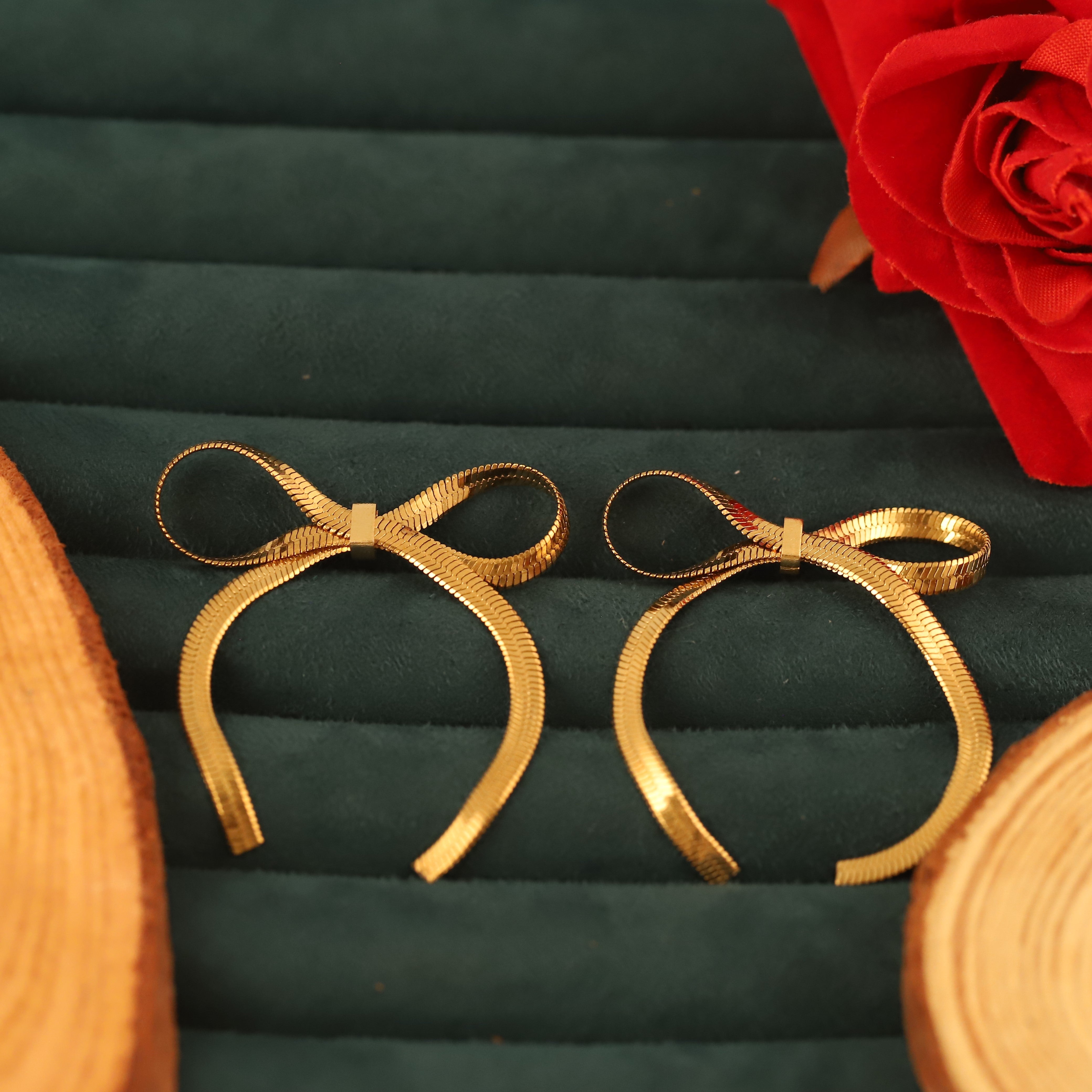 Trendy Bow Earrings – Gold Plated, Anti-Tarnish, Waterproof, Everyday Minimalist Jewelry (GOLD)