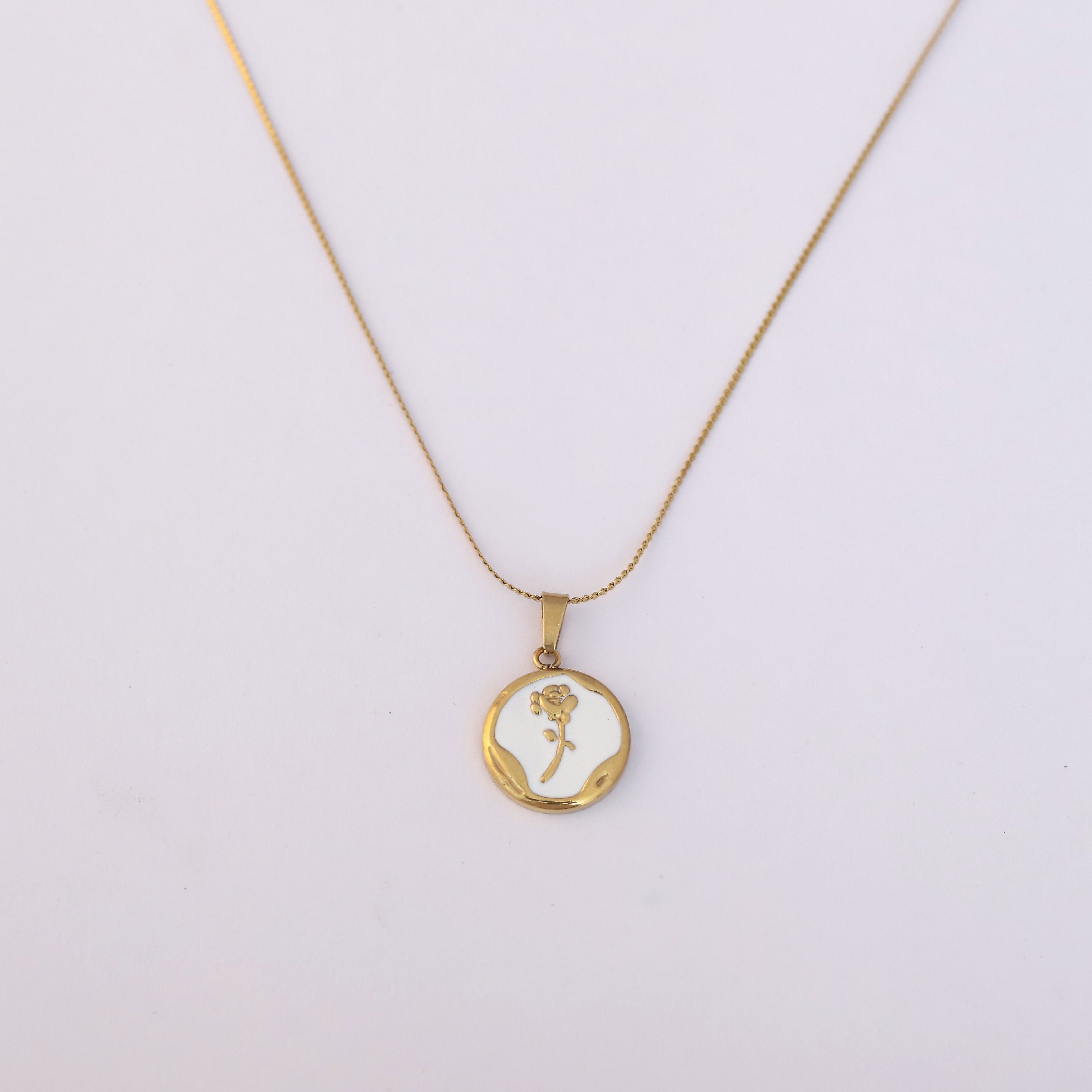 Rose Charm Chain Gold Plated – Single Layer, Anti-Tarnish, Waterproof, Minimalist Style (GOLD)