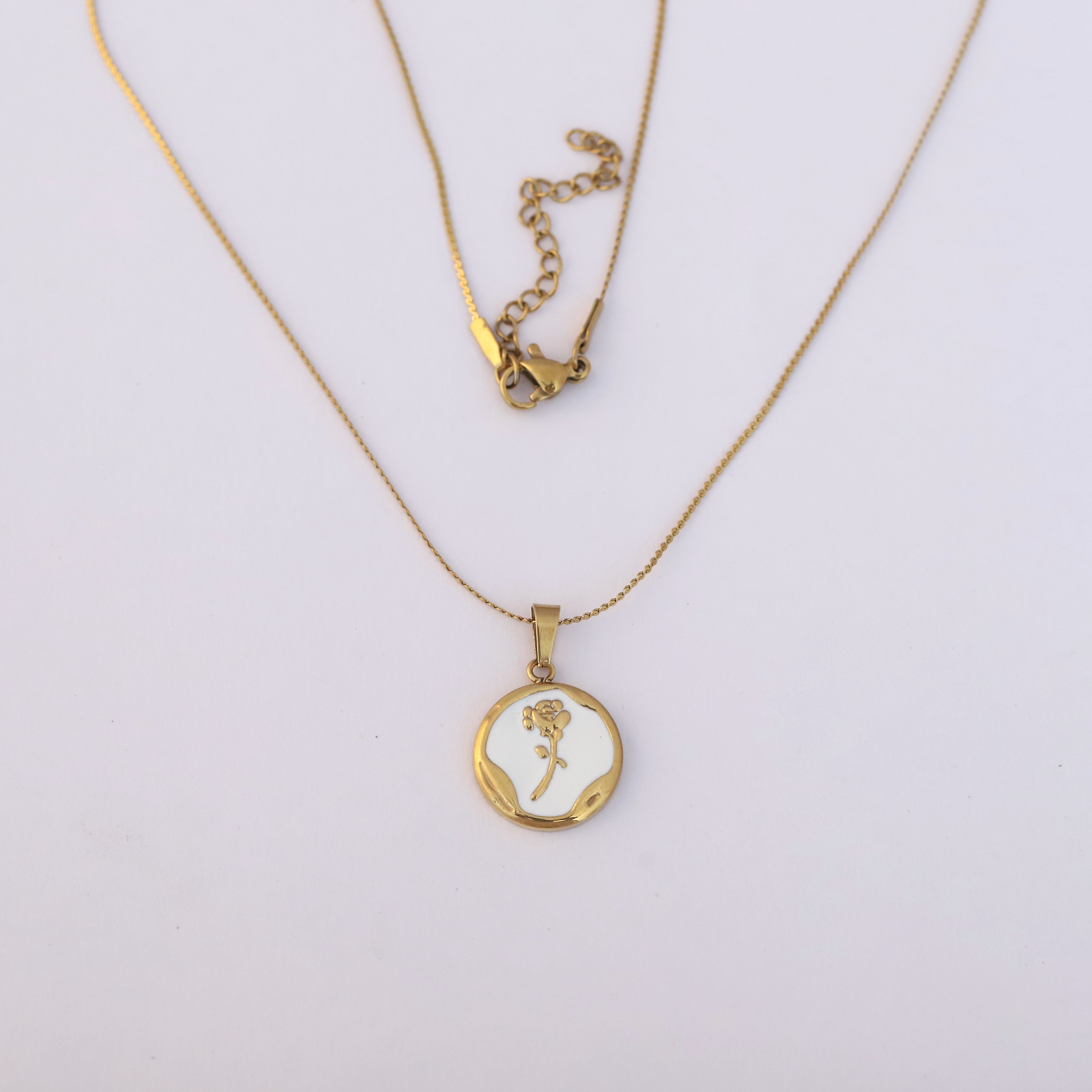 Rose Charm Chain Gold Plated – Single Layer, Anti-Tarnish, Waterproof, Minimalist Style (GOLD)