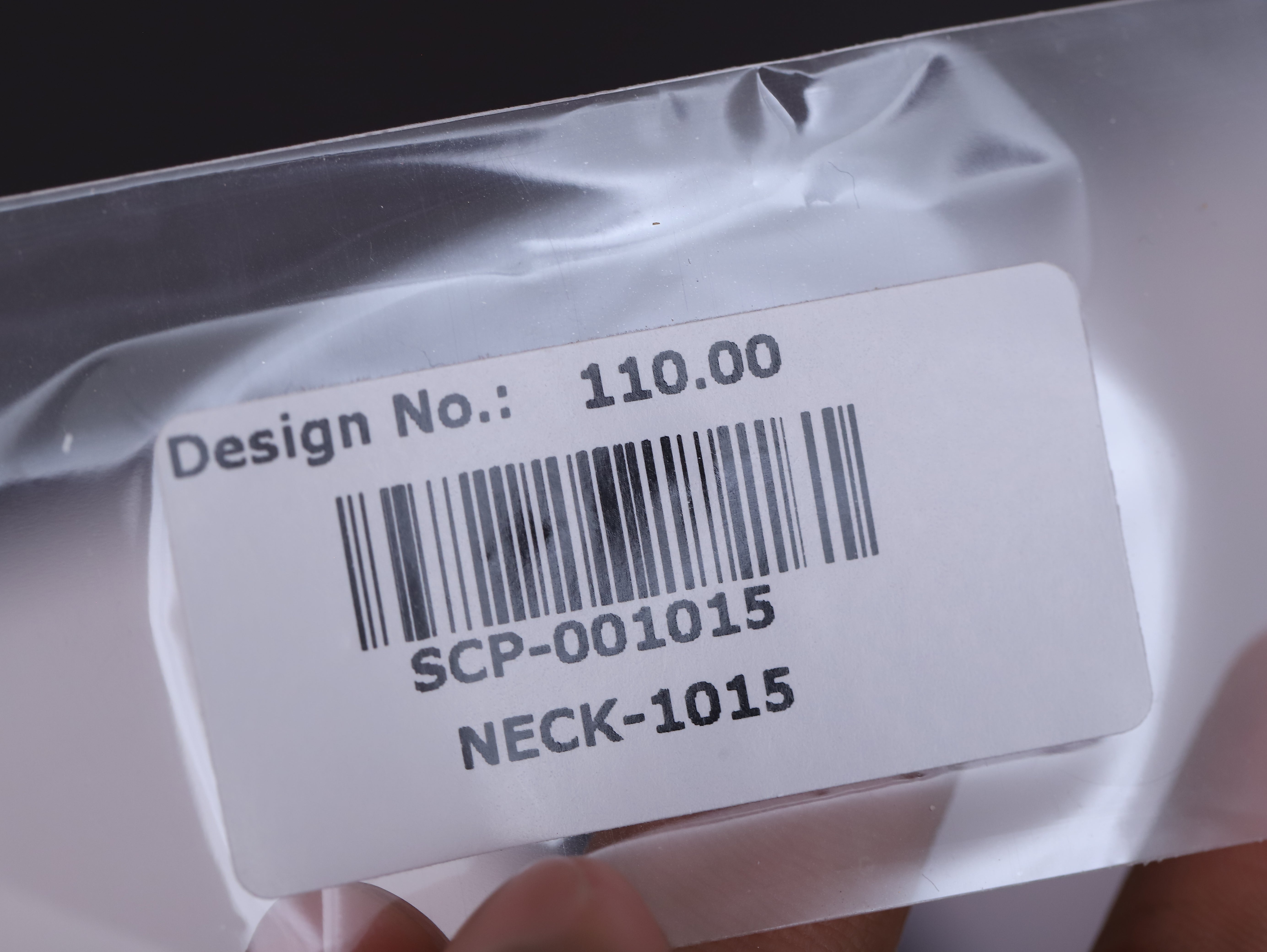 Flower Charm Red Chain Gold Plated – Single Layer, Anti-Tarnish, Waterproof, Minimalist Style (GOLD)