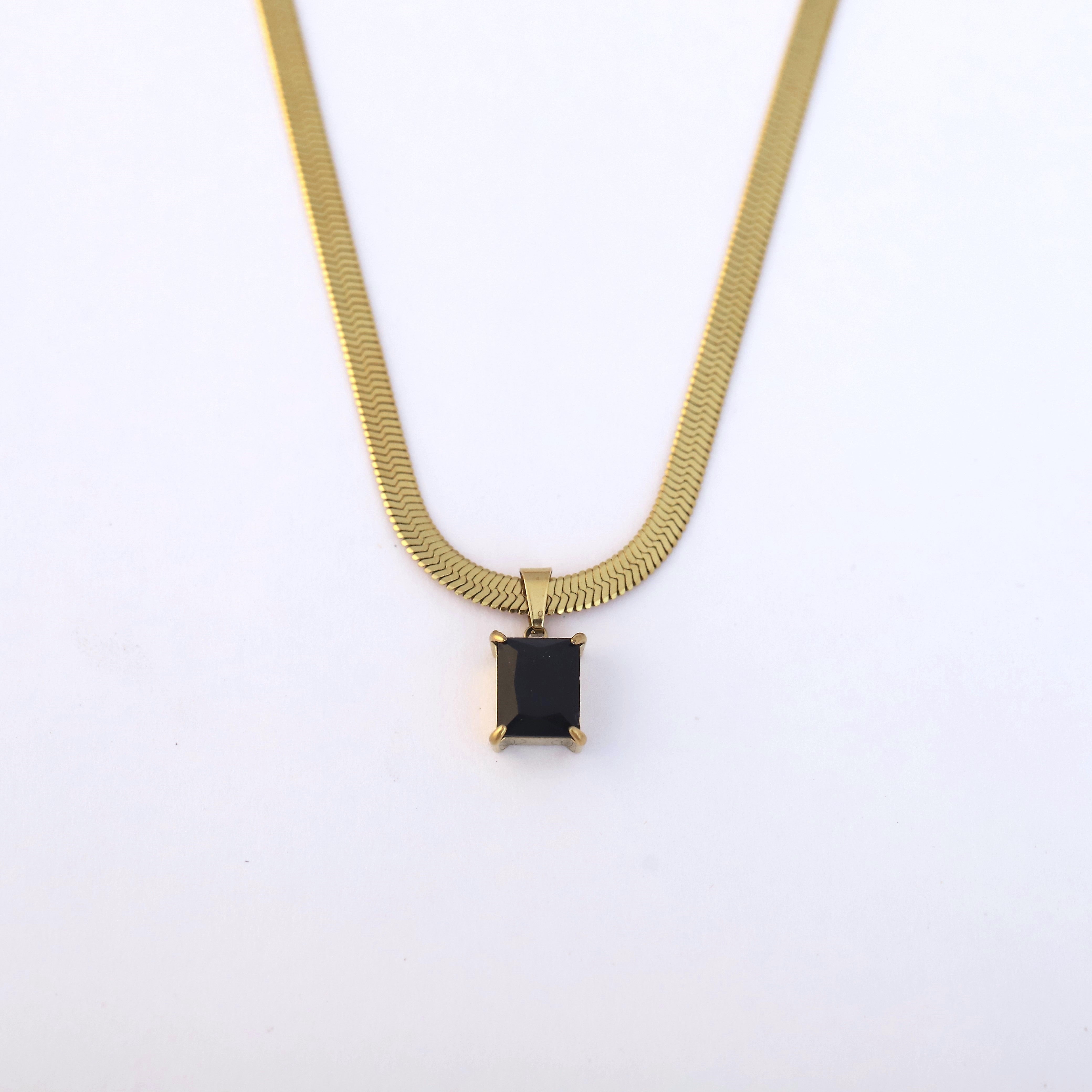 Snake Chain with Black Stone Charm Gold Plated – Single Layer, Anti-Tarnish, Waterproof, Minimalist Style (GOLD)