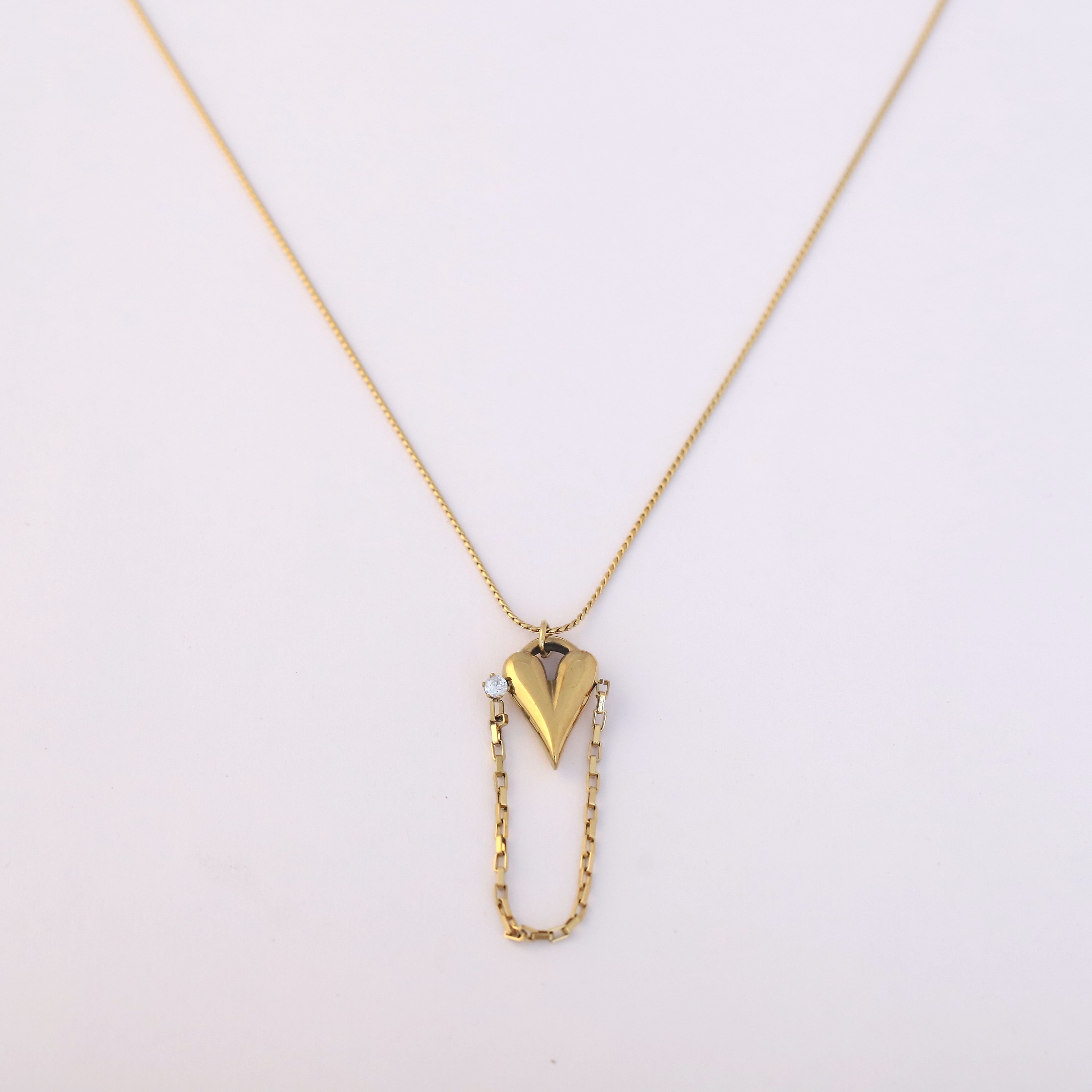 Heart Charm Chain Gold Plated – Single Layer, Anti-Tarnish, Waterproof, Minimalist Style (GOLD)