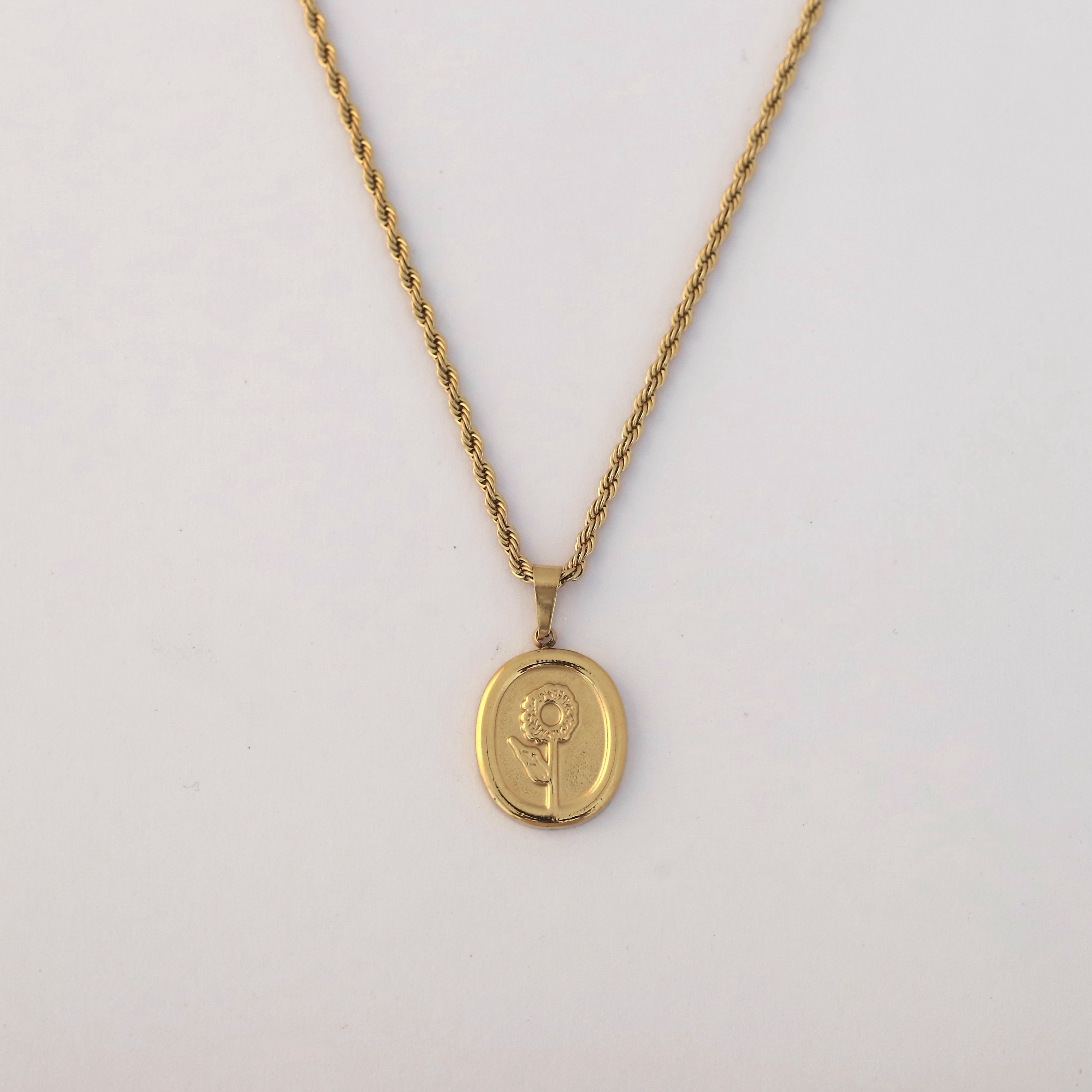 Rose Charm Chain Gold Plated – Single Layer, Anti-Tarnish, Waterproof, Minimalist Style (GOLD)