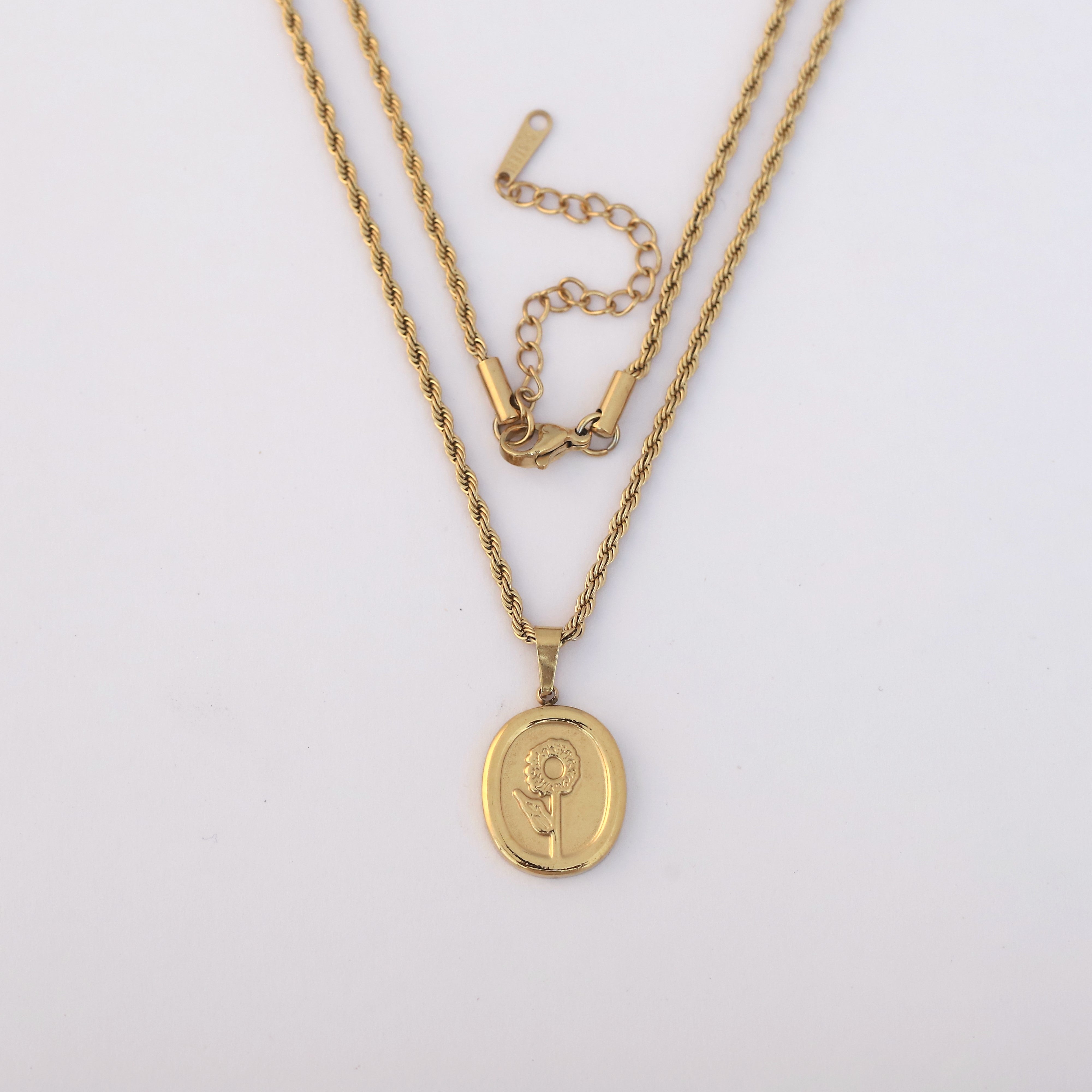 Rose Charm Chain Gold Plated – Single Layer, Anti-Tarnish, Waterproof, Minimalist Style (GOLD)
