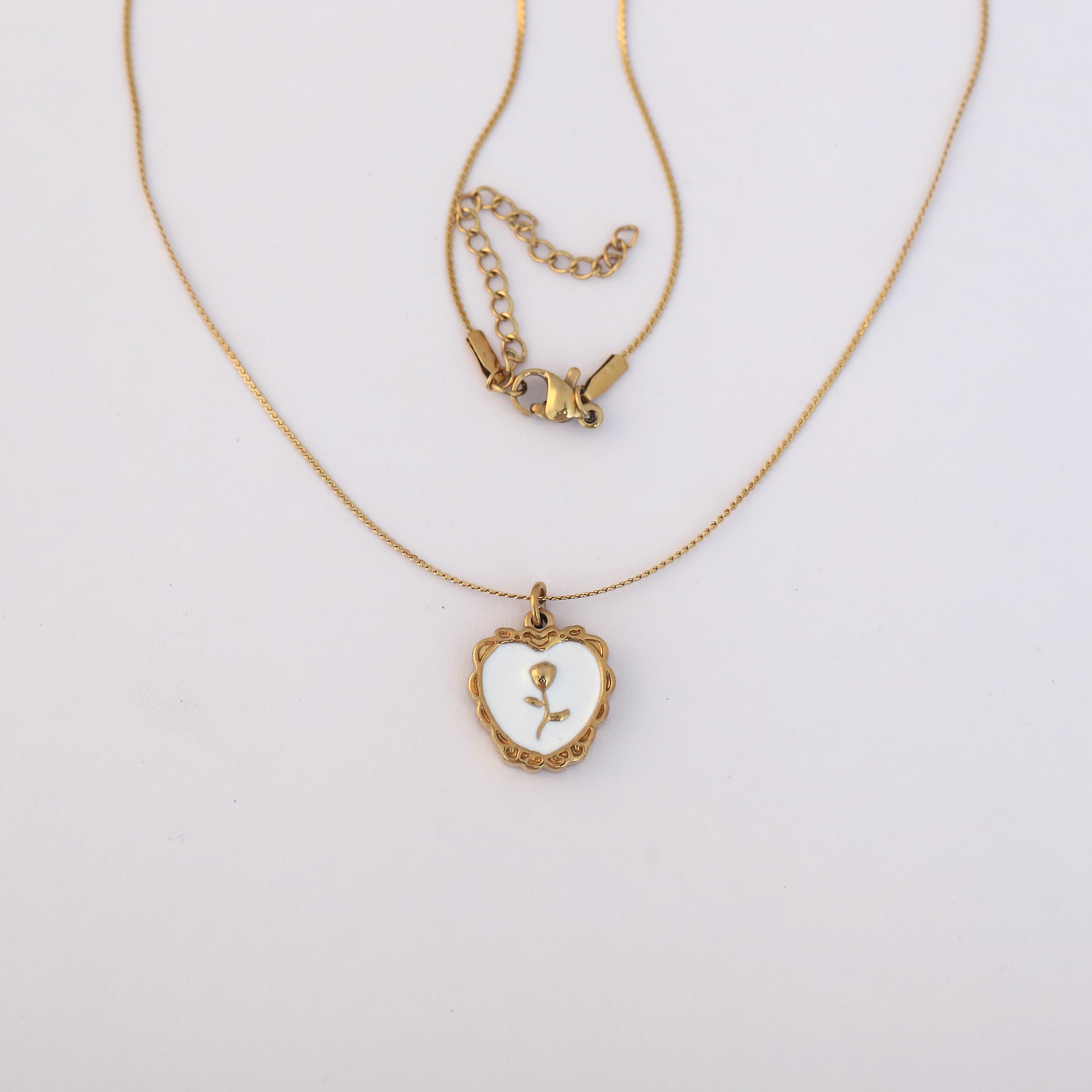 Rose Charm Chain Gold Plated – Single Layer, Anti-Tarnish, Waterproof, Minimalist Style (GOLD)