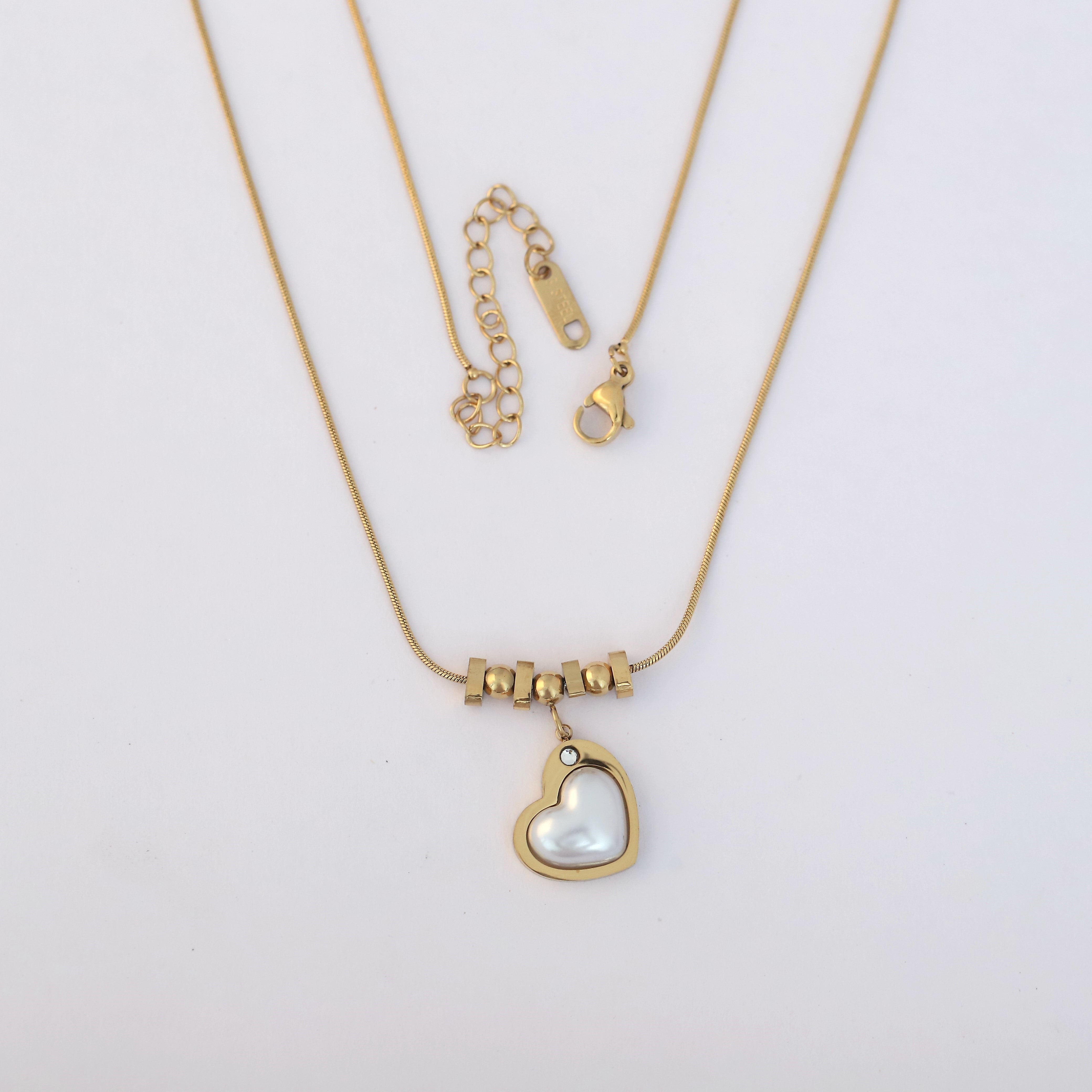 Heart Charm Chain Gold Plated – Single Layer, Anti-Tarnish, Waterproof, Minimalist Style (GOLD)