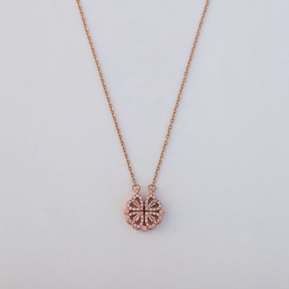 Flower Magnetic Chain Gold Plated – Single Layer, Anti-Tarnish, Waterproof, Minimalist Style (ROSE GOLD)