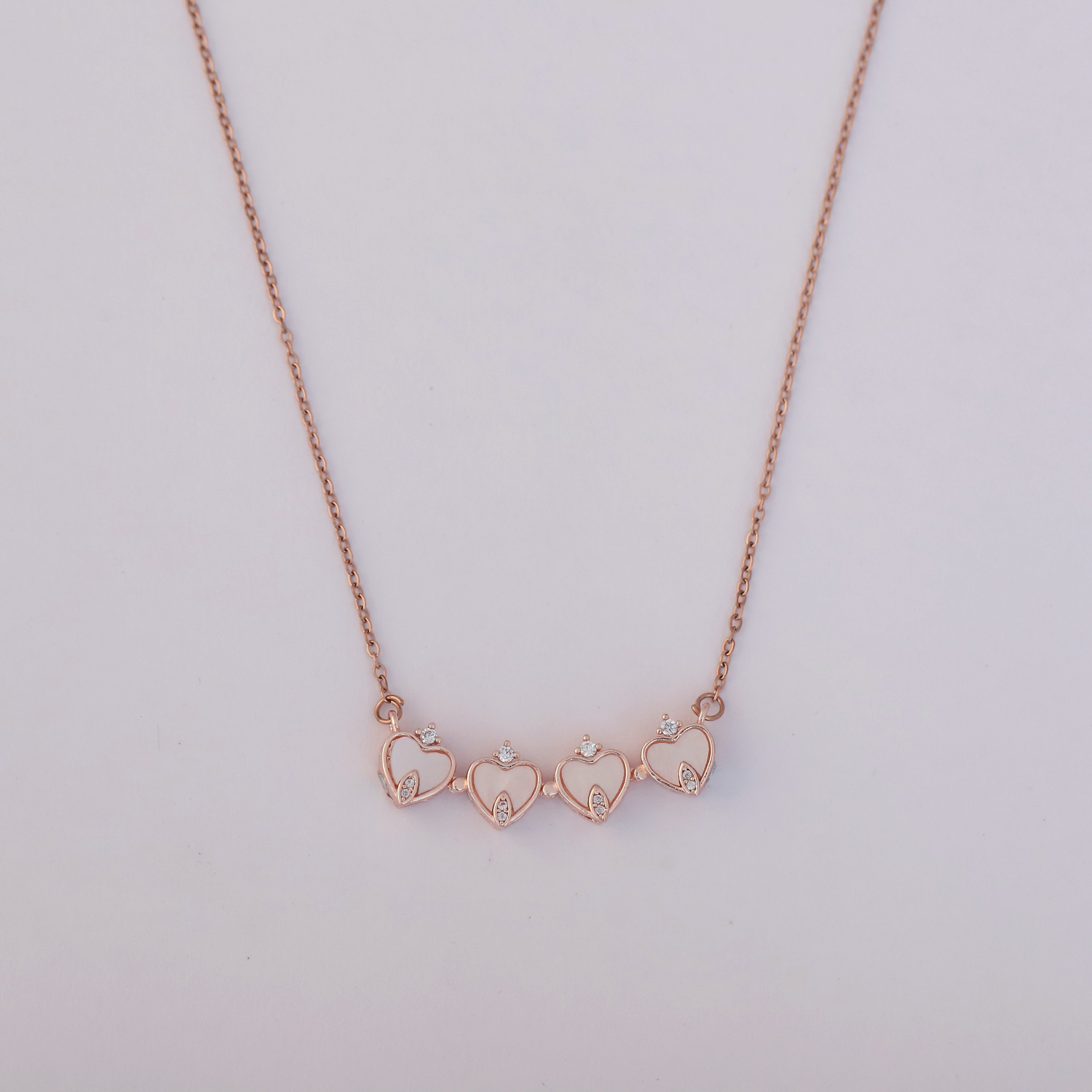 Flower Magnetic Chain Gold Plated – Single Layer, Anti-Tarnish, Waterproof, Minimalist Style (ROSE GOLD)