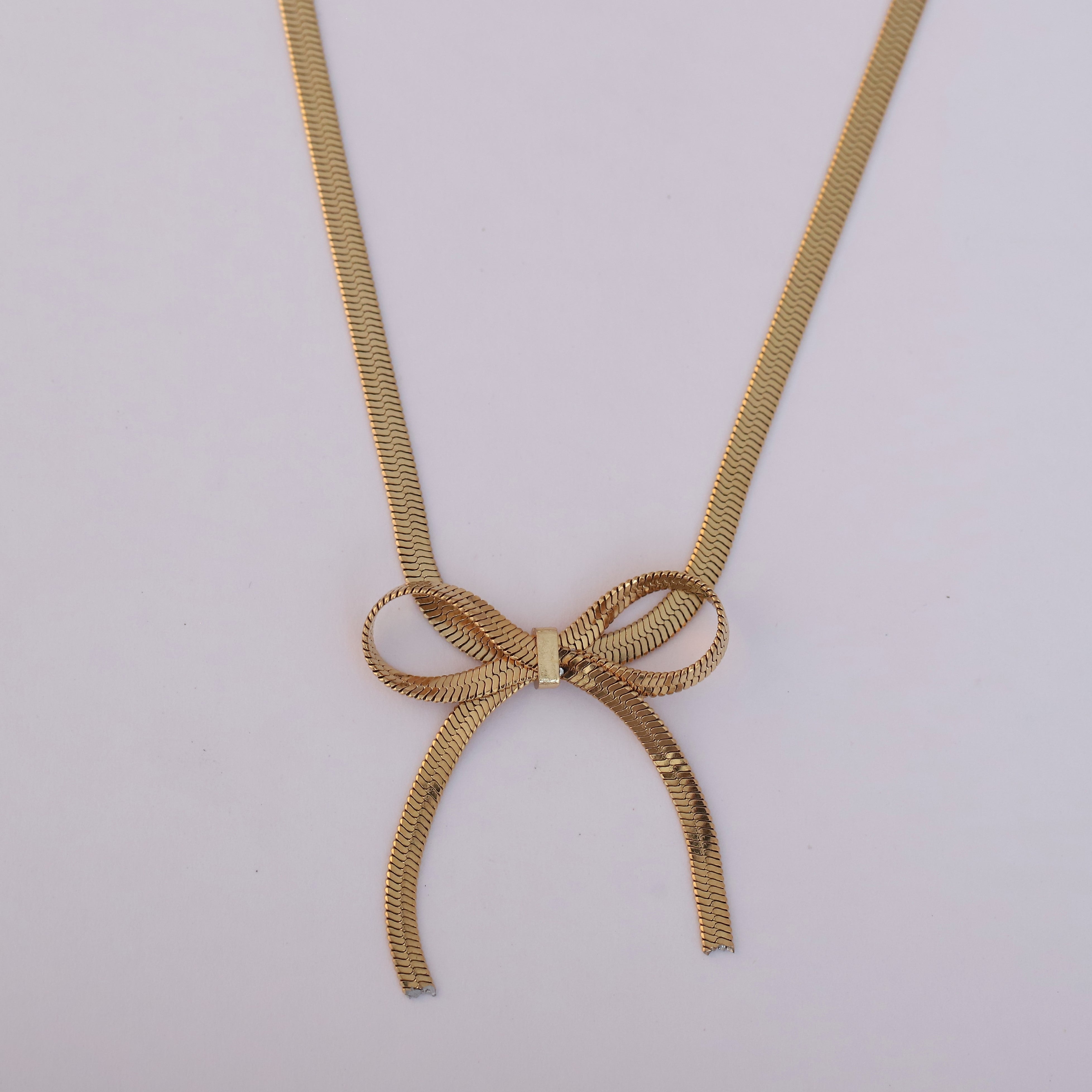 Bow Chain Gold Plated – Single Layer, Anti-Tarnish, Waterproof, Minimalist Style (GOLD)