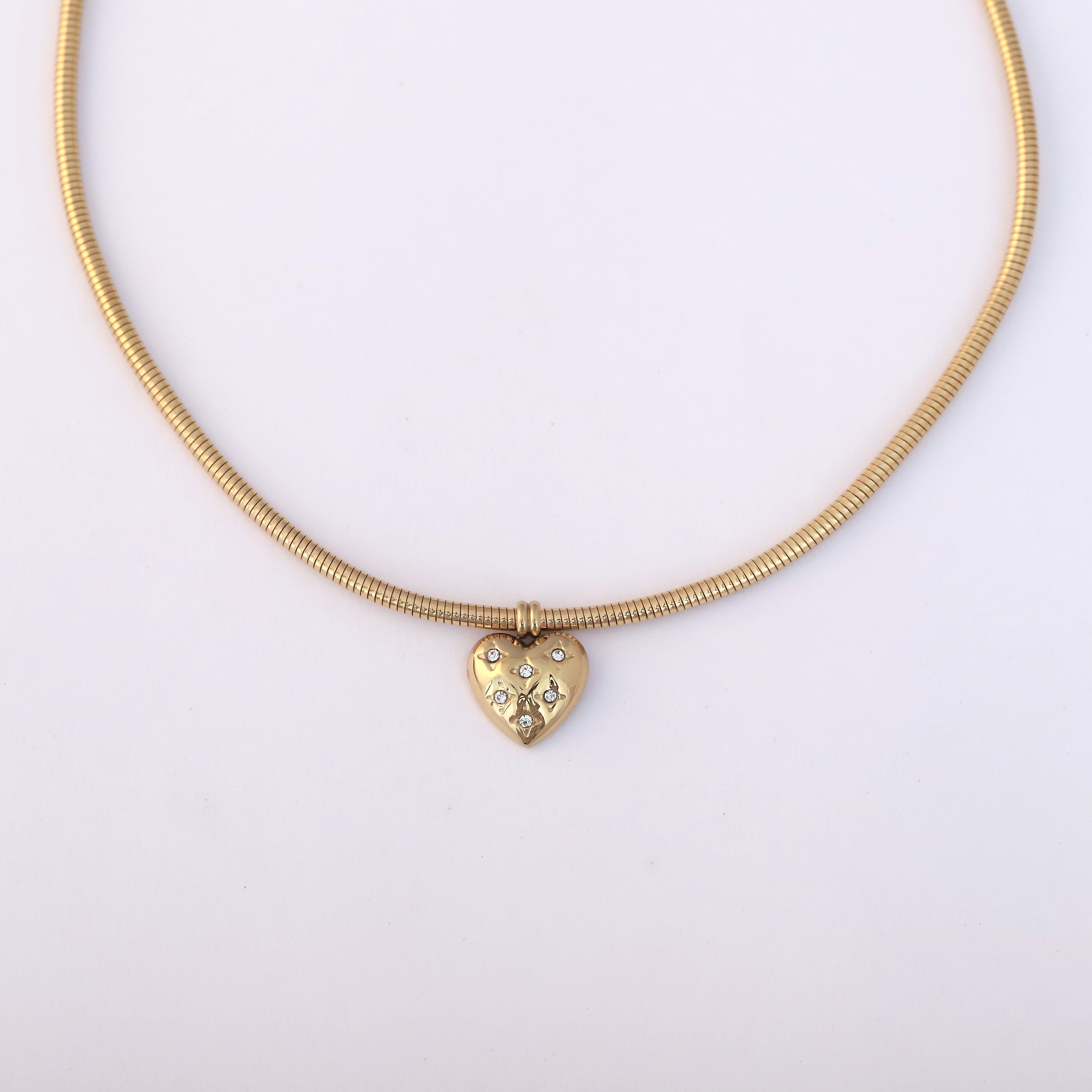 Heart Charm Round Necklace Gold Plated – Single Layer, Anti-Tarnish, Waterproof, Minimalist Style (GOLD)