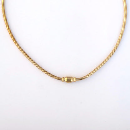 Leaf Charm Round Necklace Gold Plated – Single Layer, Anti-Tarnish, Waterproof, Minimalist Style (GOLD)