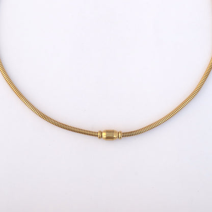 Flower Charm Round Necklace Gold Plated – Single Layer, Anti-Tarnish, Waterproof, Minimalist Style (GOLD)
