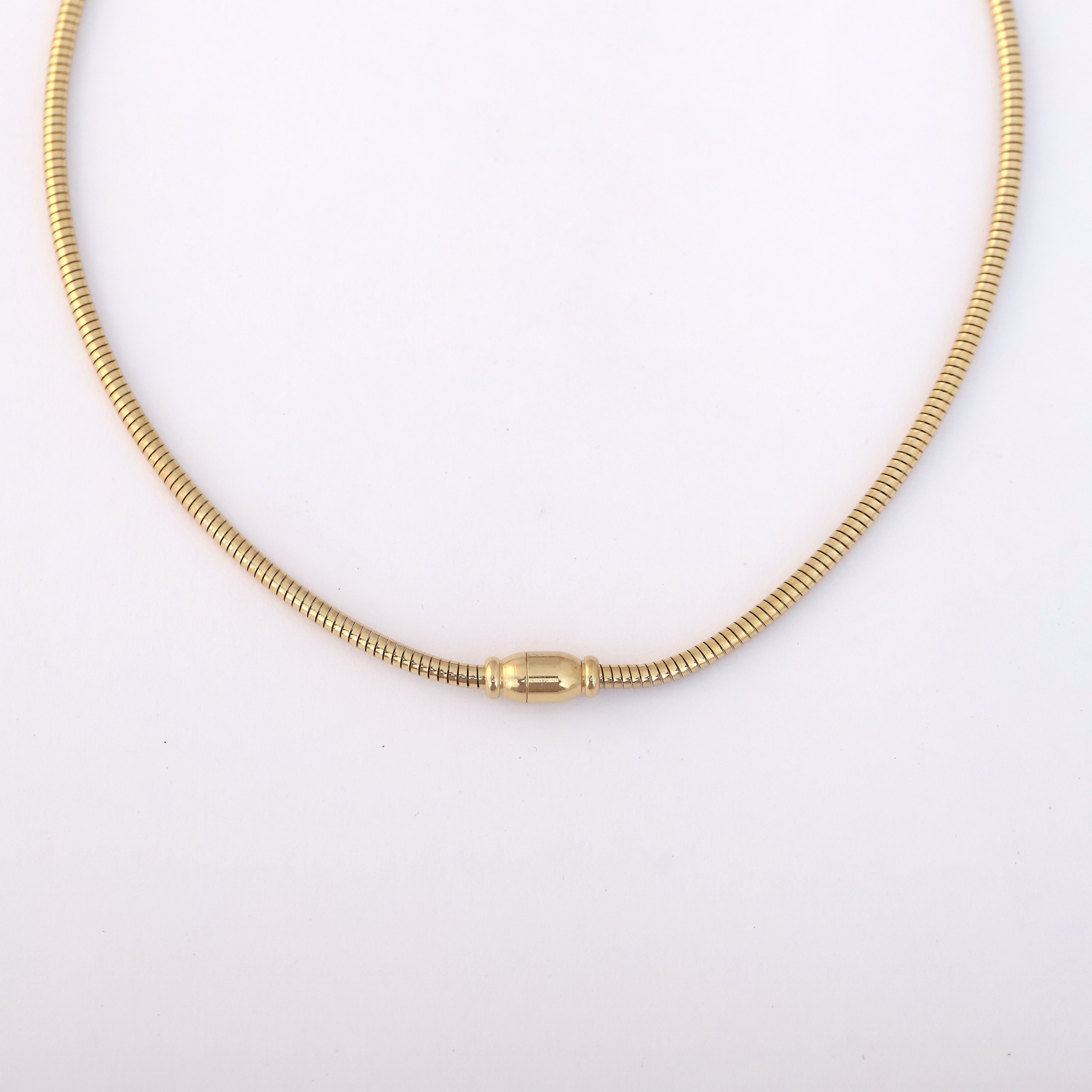 Round Heart Necklace Gold Plated – Single Layer, Anti-Tarnish, Waterproof, Minimalist Style (GOLD)