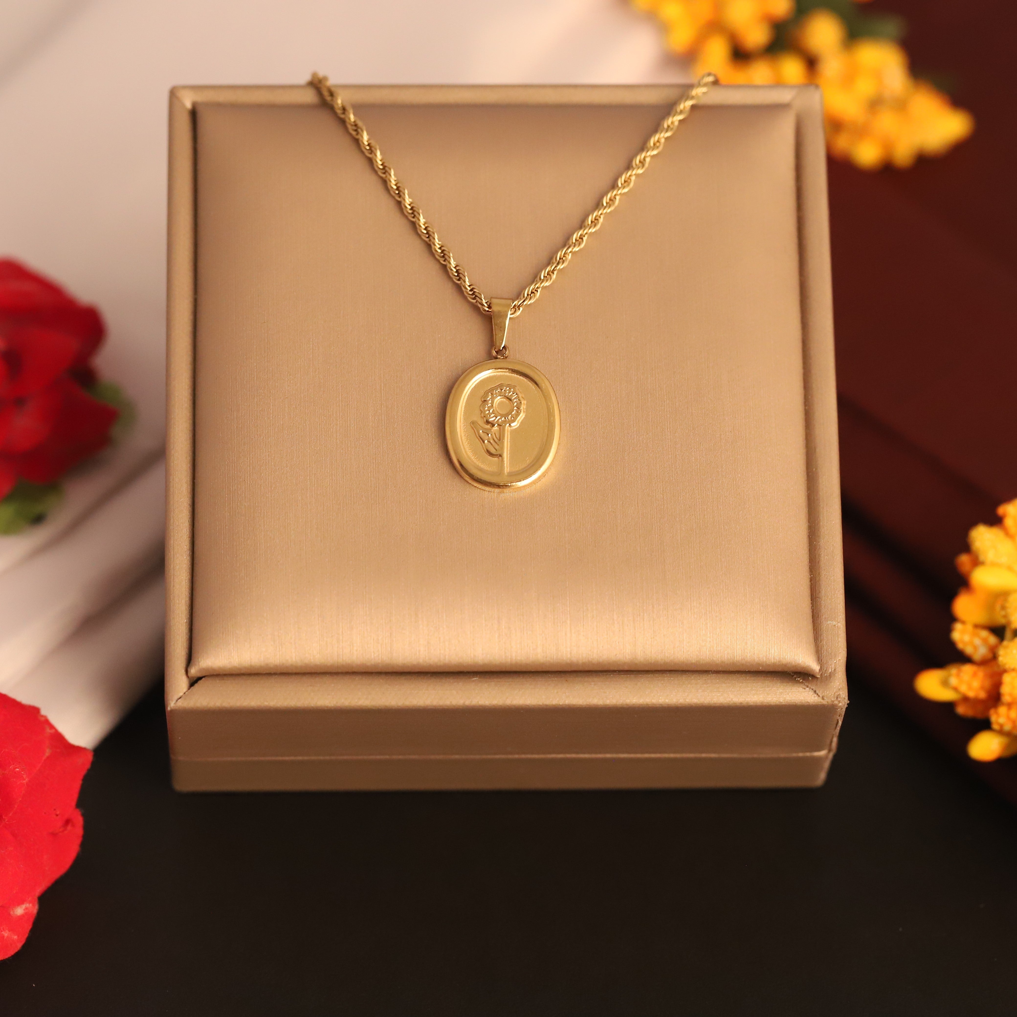Rose Charm Chain Gold Plated – Single Layer, Anti-Tarnish, Waterproof, Minimalist Style (GOLD)