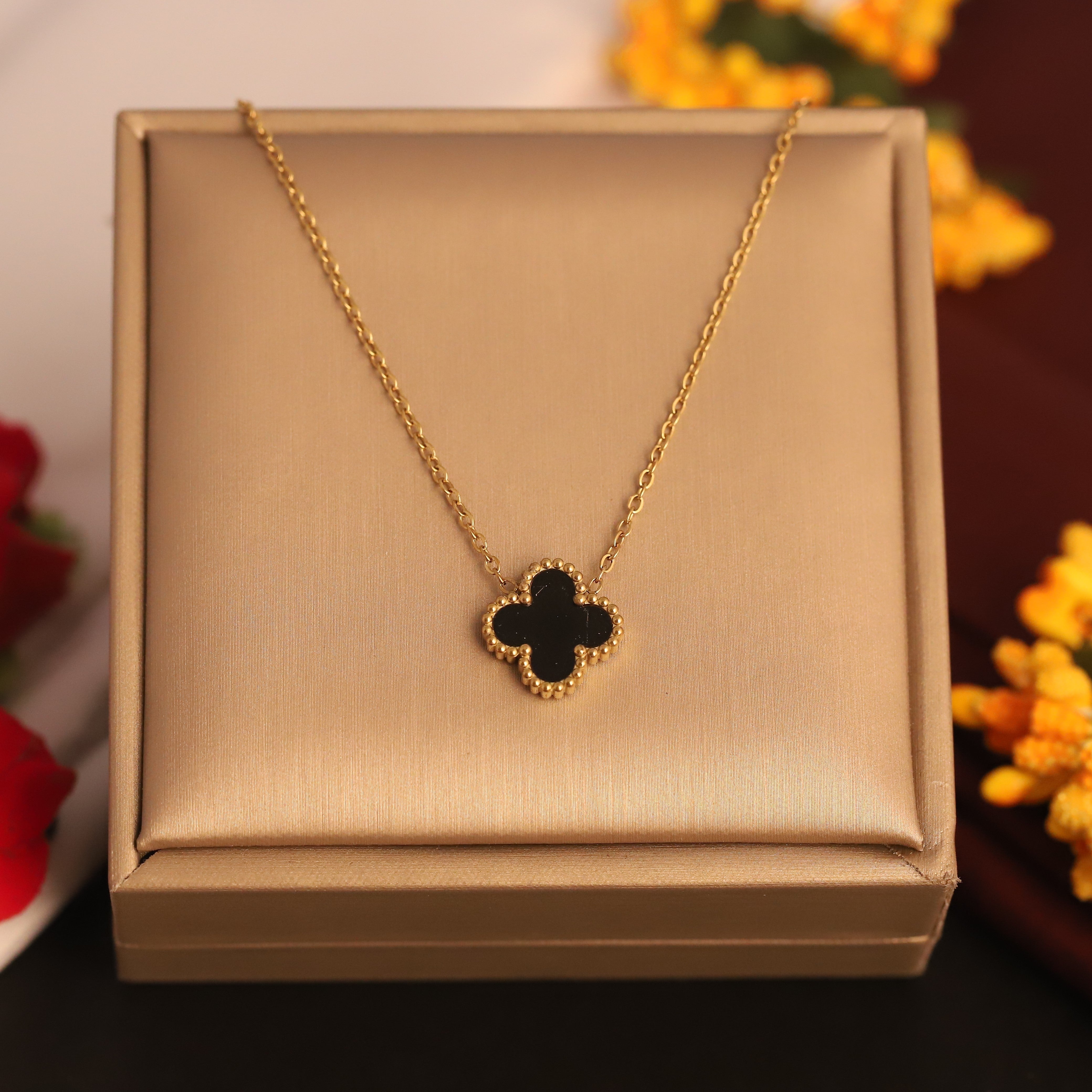 Flower Charm Black Chain Gold Plated – Single Layer, Anti-Tarnish, Waterproof, Minimalist Style (GOLD)