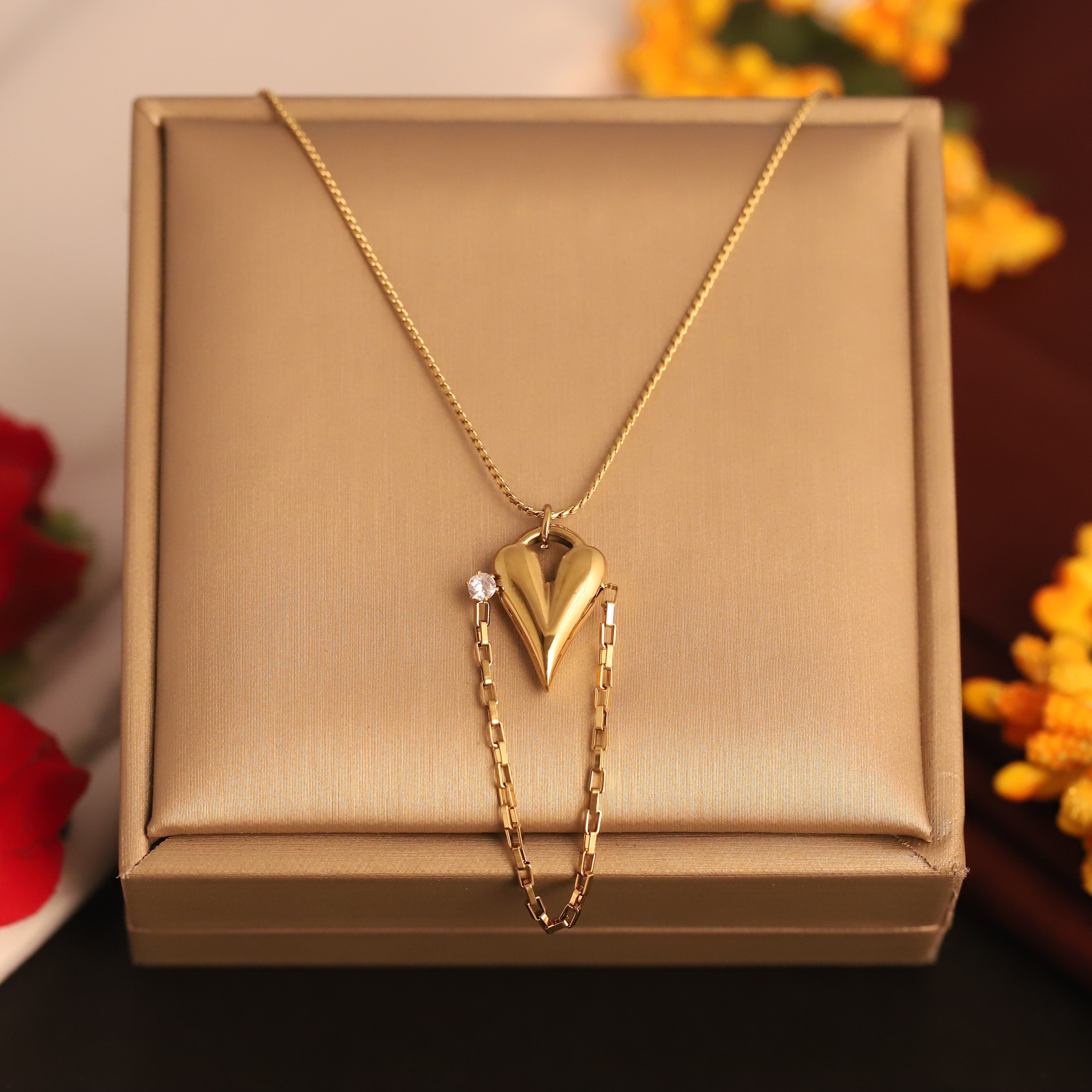 Heart Charm Chain Gold Plated – Single Layer, Anti-Tarnish, Waterproof, Minimalist Style (GOLD)