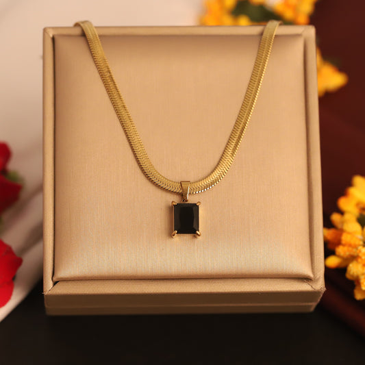 Snake Chain with Black Stone Charm Gold Plated – Single Layer, Anti-Tarnish, Waterproof, Minimalist Style (GOLD)