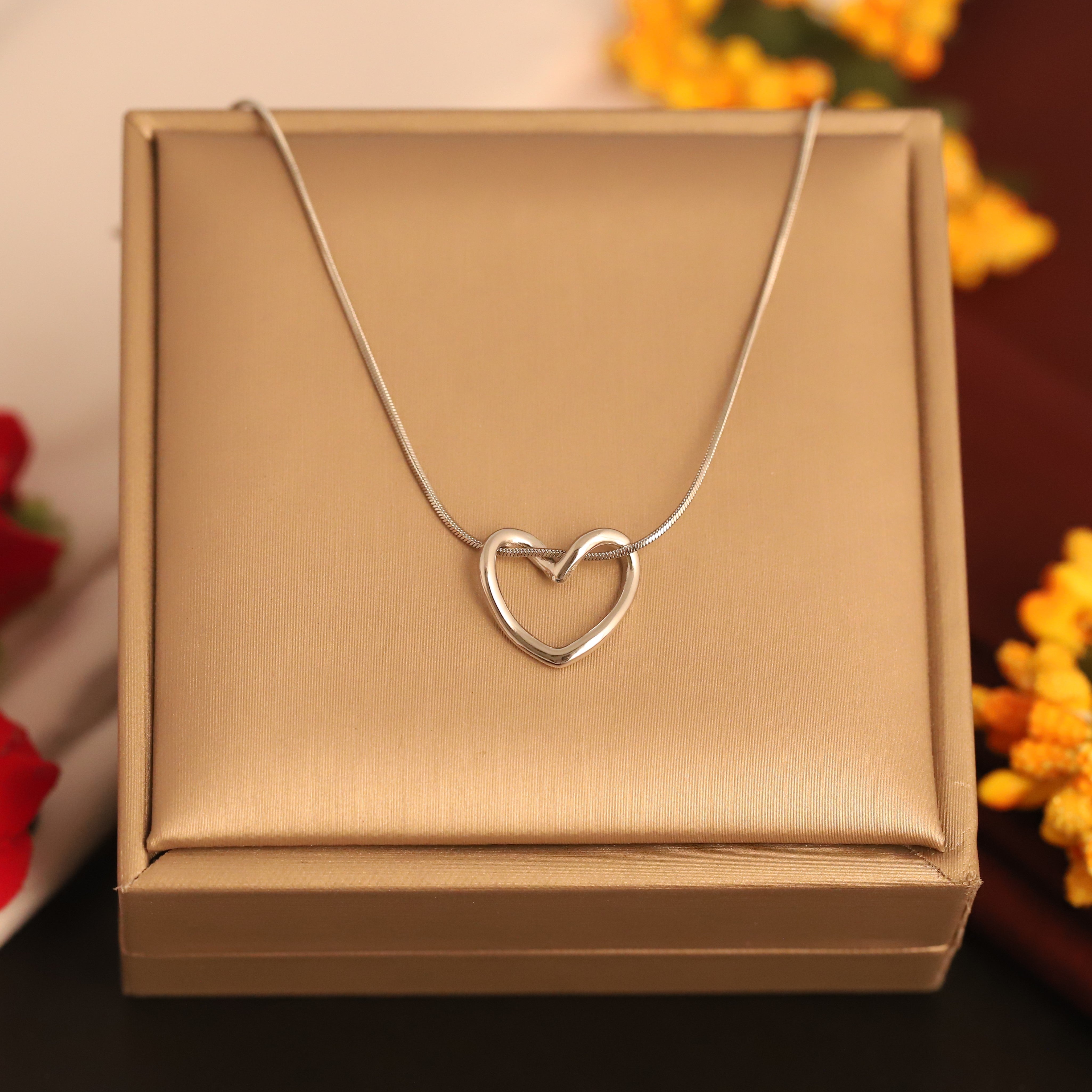 Heart Charm Chain Gold Plated – Single Layer, Anti-Tarnish, Waterproof, Minimalist Style (SILVER)