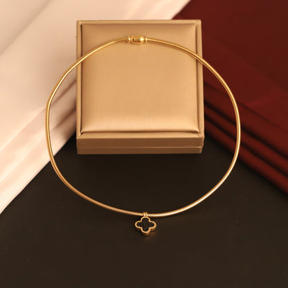 Flower Charm Round Necklace Gold Plated – Single Layer, Anti-Tarnish, Waterproof, Minimalist Style (GOLD)