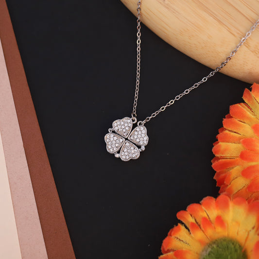 Flower Magnetic Chain Gold Plated – Single Layer, Anti-Tarnish, Waterproof, Minimalist Style (SILVER)