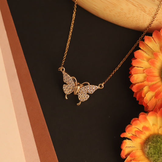 Butterfly Magnetic Chain Gold Plated – Single Layer, Anti-Tarnish, Waterproof, Minimalist Style (GOLD)