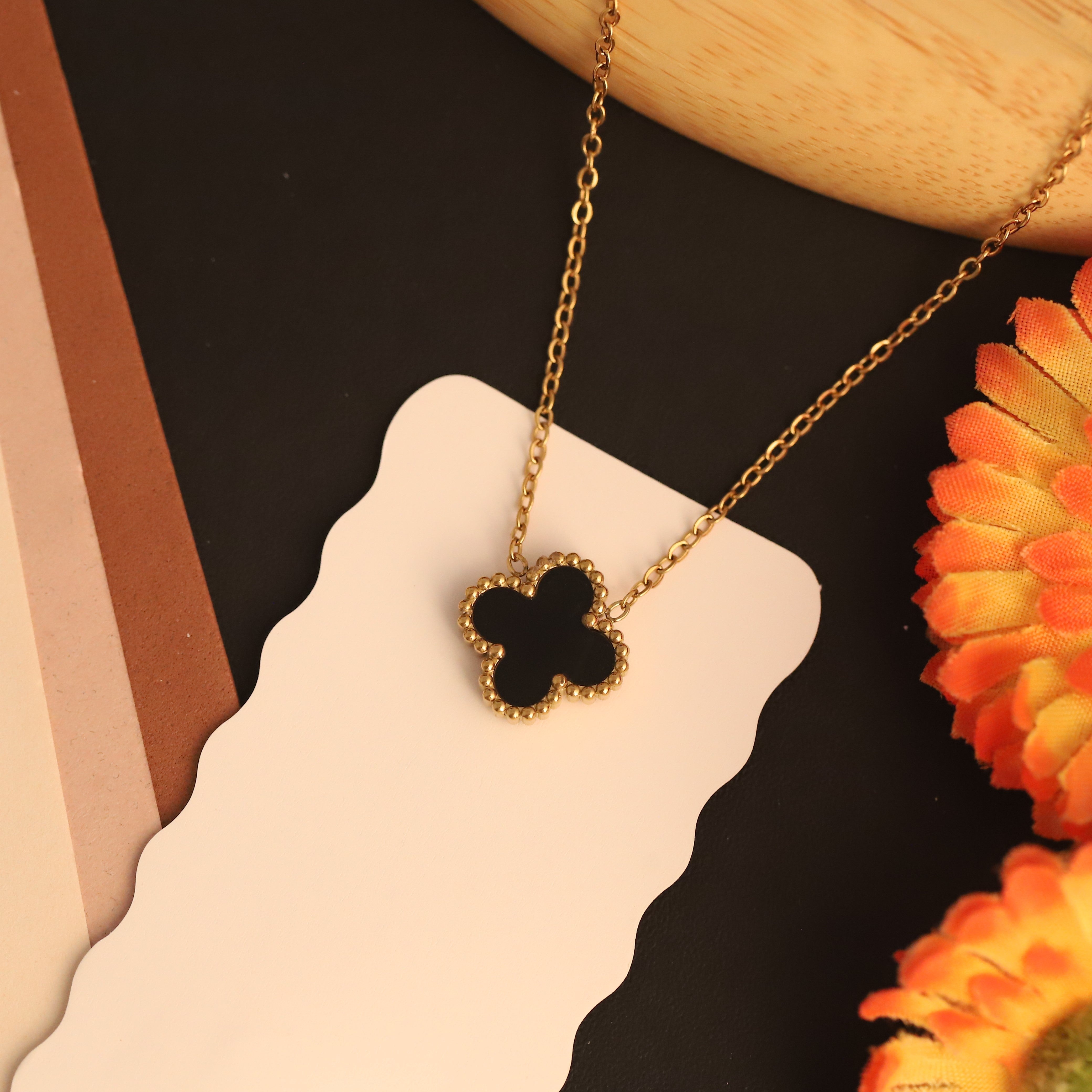 Flower Charm Black Chain Gold Plated – Single Layer, Anti-Tarnish, Waterproof, Minimalist Style (GOLD)