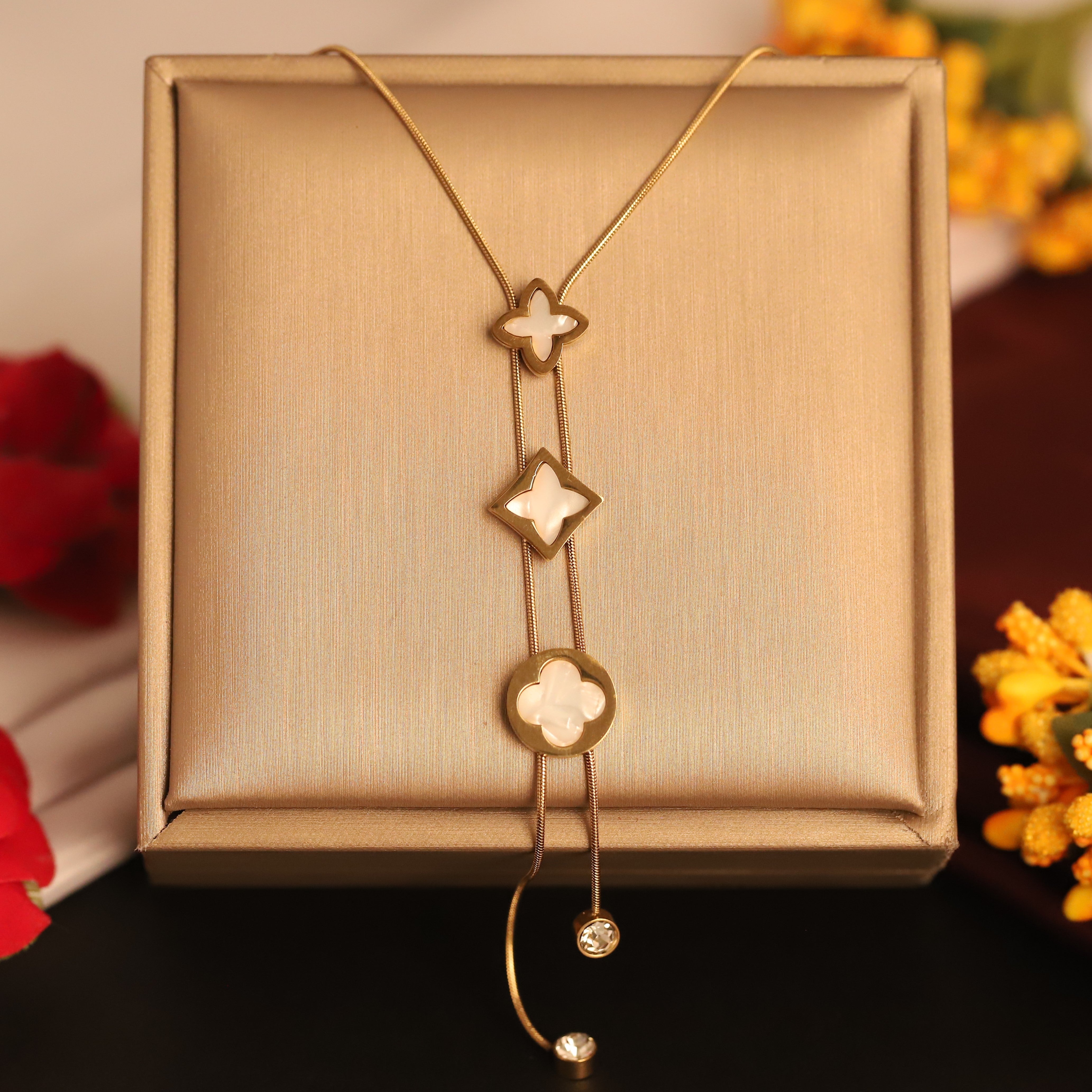 Flowers Charm Chain Gold Plated – Single Layer, Anti-Tarnish, Waterproof, Minimalist Style (GOLD)