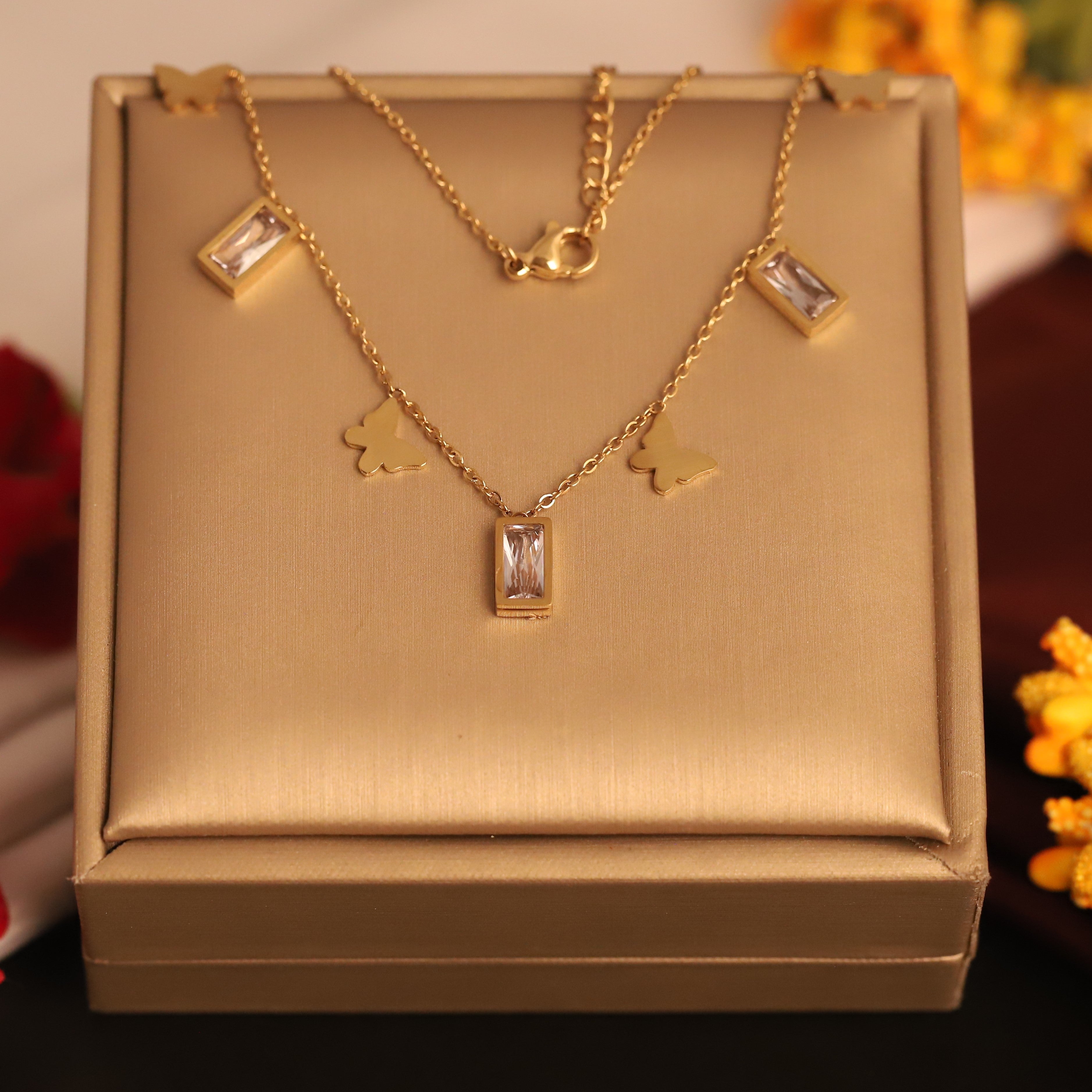 Butterfly Charms White Stones Chain Gold Plated – Single Layer, Anti-Tarnish, Waterproof, Minimalist Style (GOLD)