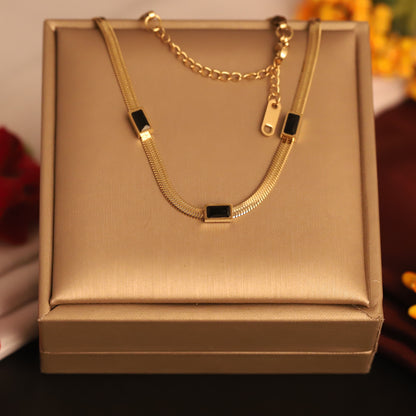 Box black Snake Chain Gold Plated – Single Layer, Anti-Tarnish, Waterproof, Minimalist Style (GOLD)