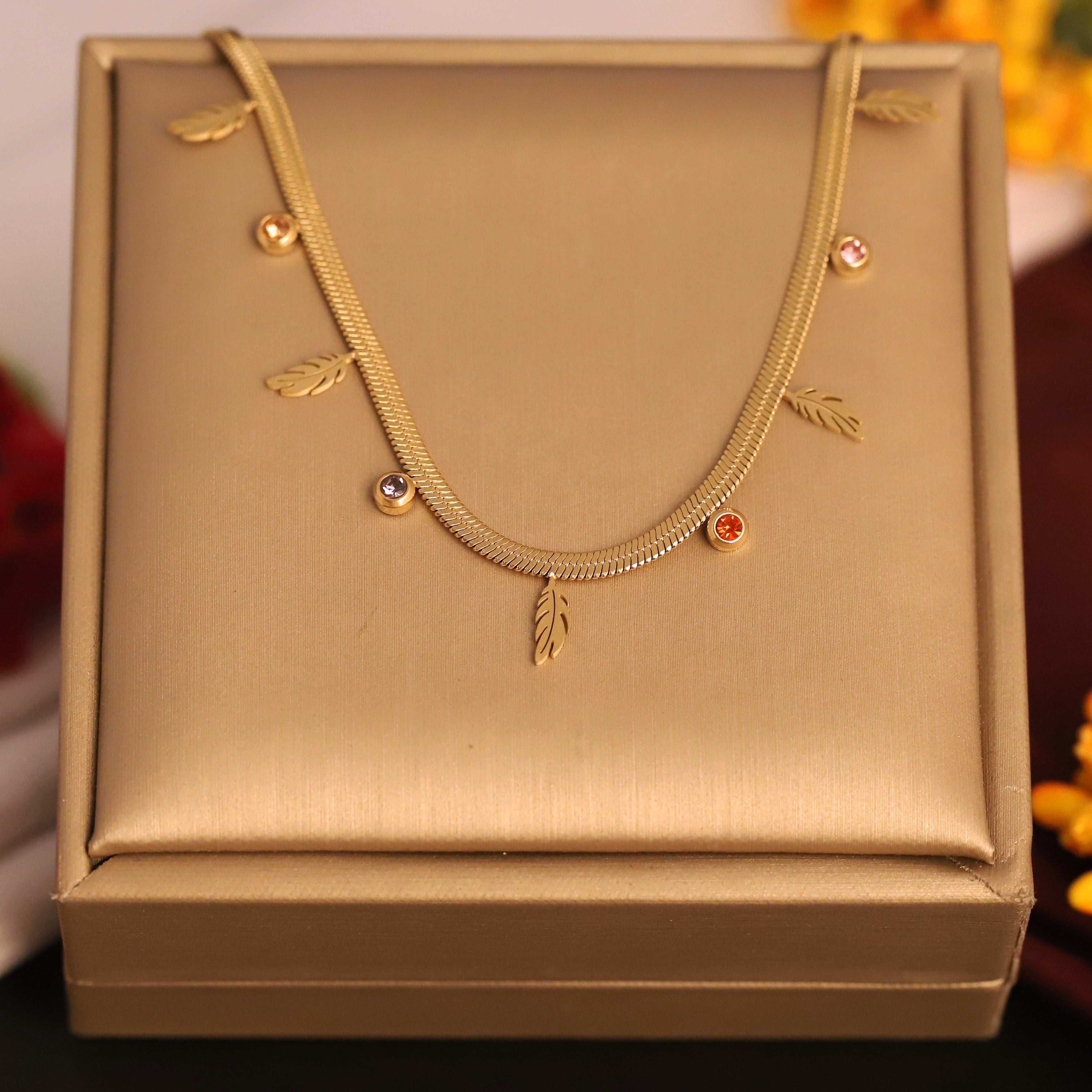 Feather Charms White Stones Chain Gold Plated – Single Layer, Anti-Tarnish, Waterproof, Minimalist Style (GOLD)
