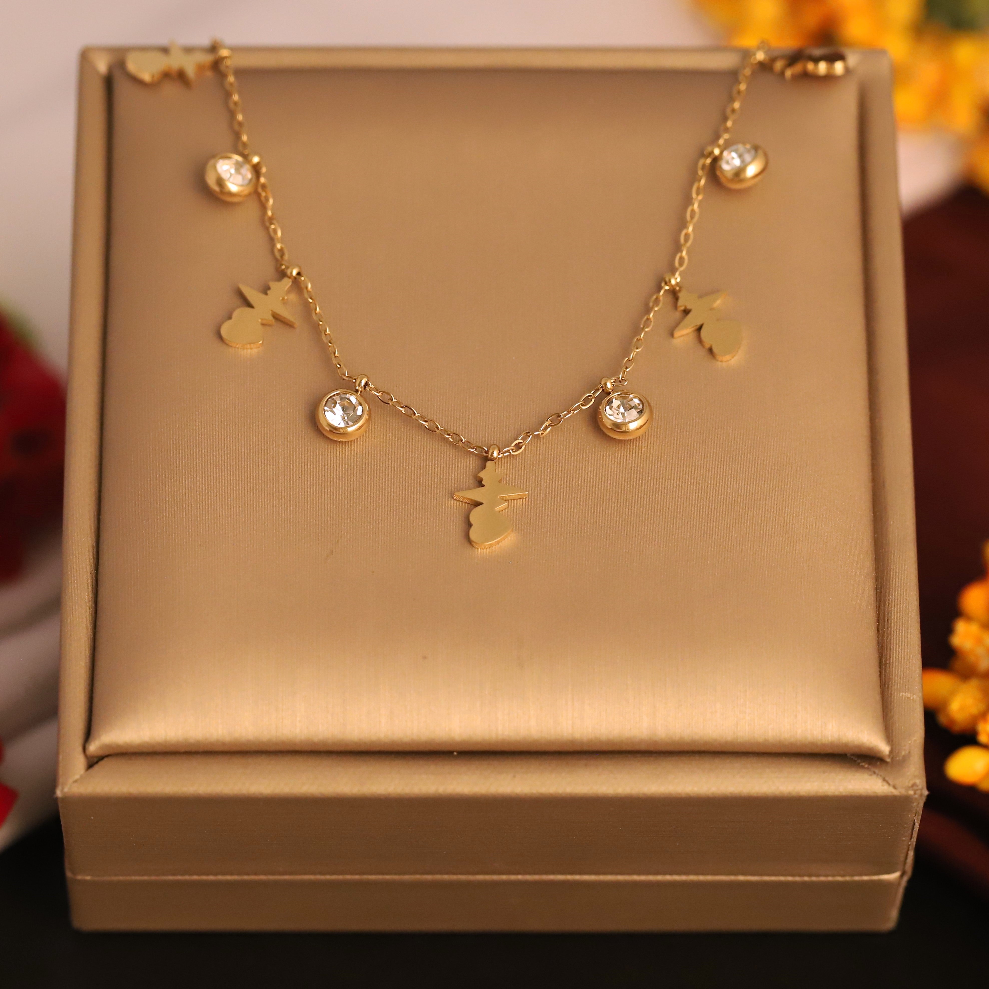 Heart Charms Chain Gold Plated – Single Layer, Anti-Tarnish, Waterproof, Minimalist Style (GOLD)