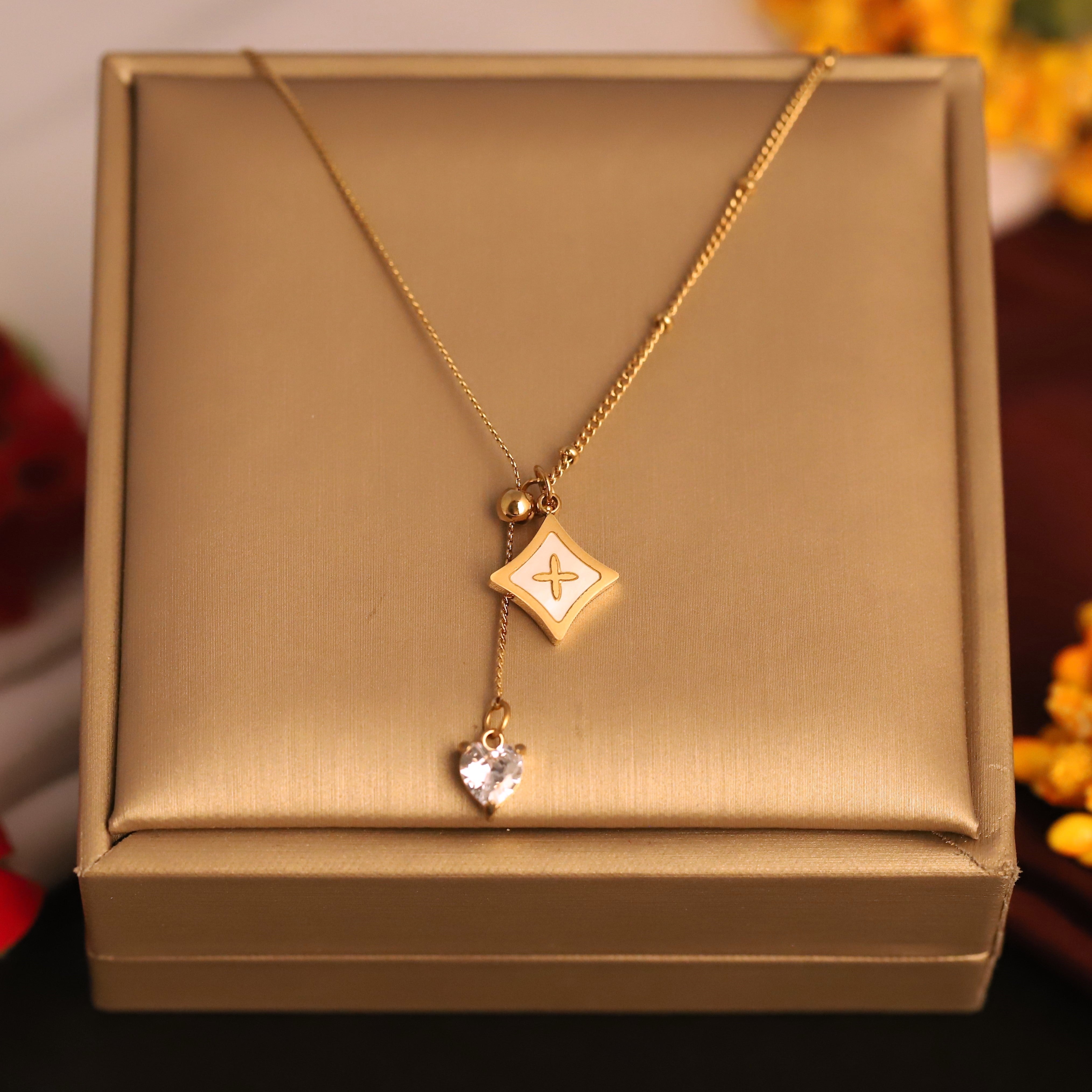 Flower Charm Black Chain Gold Plated – Single Layer, Anti-Tarnish, Waterproof, Minimalist Style (GOLD)