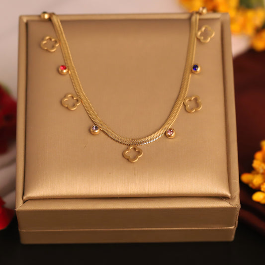 Flower Charms White Stones Chain Gold Plated – Single Layer, Anti-Tarnish, Waterproof, Minimalist Style (GOLD)