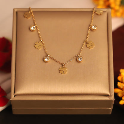 Flower Charms White Stones Chain Gold Plated – Single Layer, Anti-Tarnish, Waterproof, Minimalist Style (GOLD)