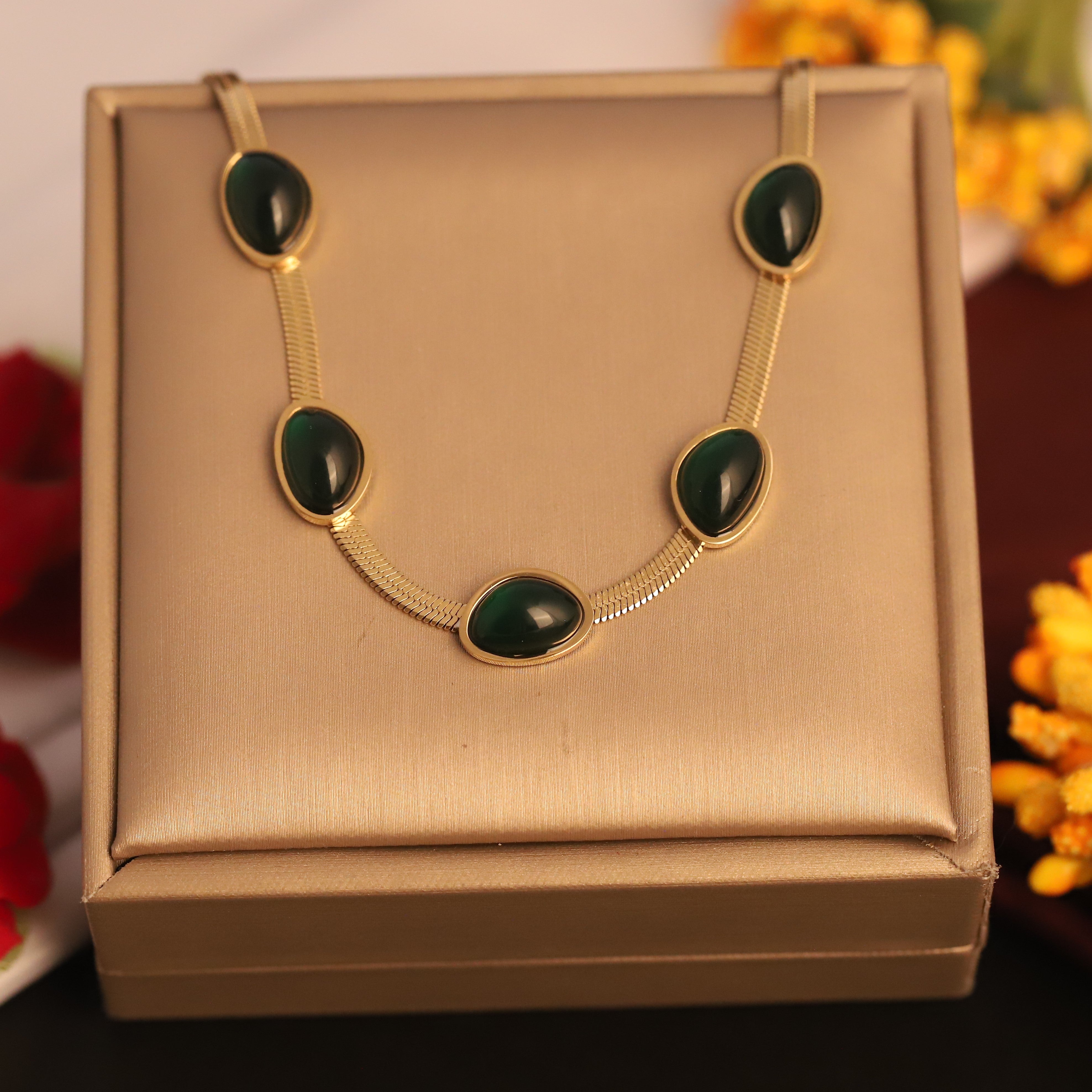 Green Stones Chain Gold Plated – Single Layer, Anti-Tarnish, Waterproof, Minimalist Style (GOLD)
