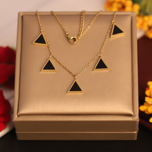 Triangle Black Charms Chain Gold Plated – Single Layer, Anti-Tarnish, Waterproof, Minimalist Style (GOLD)