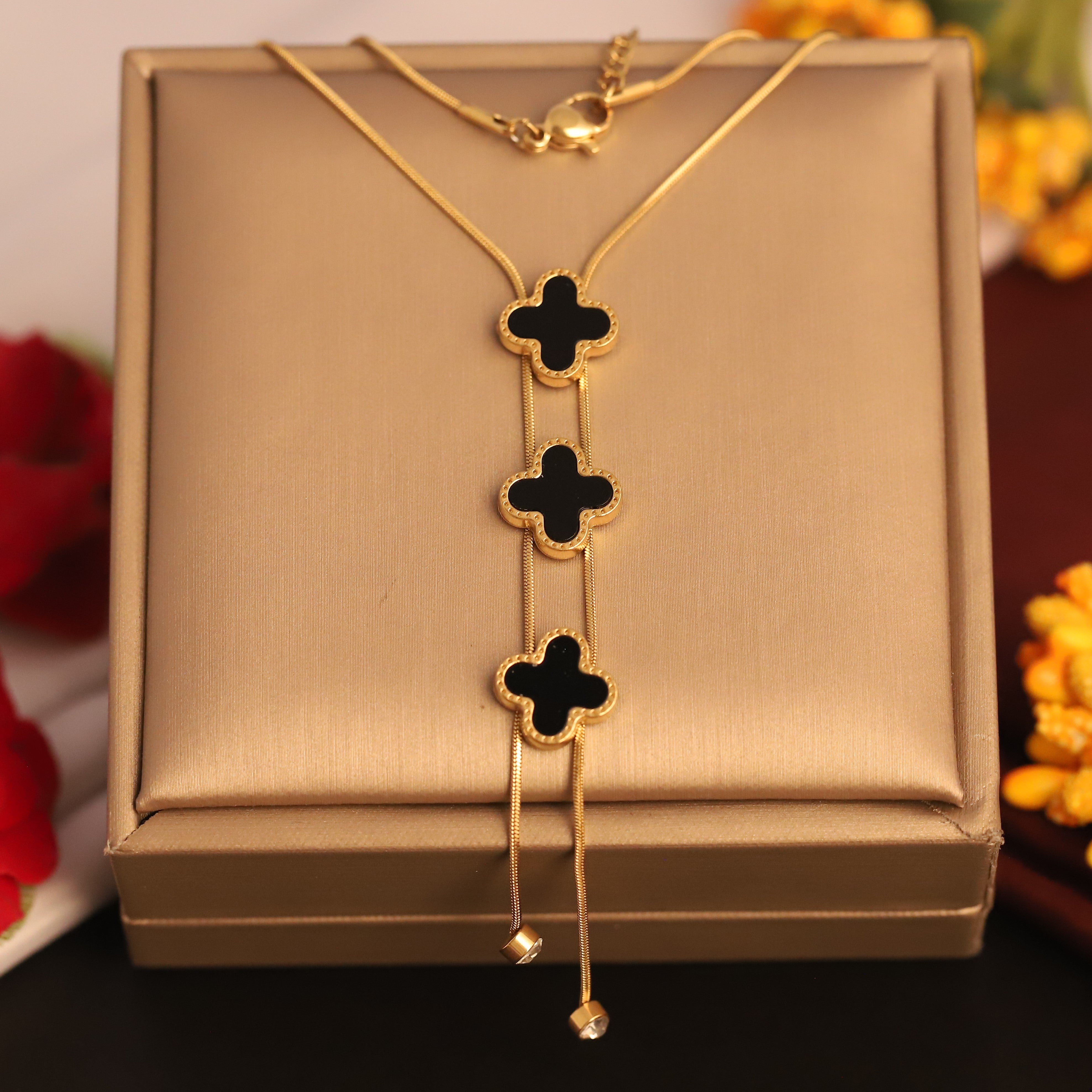 Flower Charm Black Chain Gold Plated – Single Layer, Anti-Tarnish, Waterproof, Minimalist Style (GOLD)