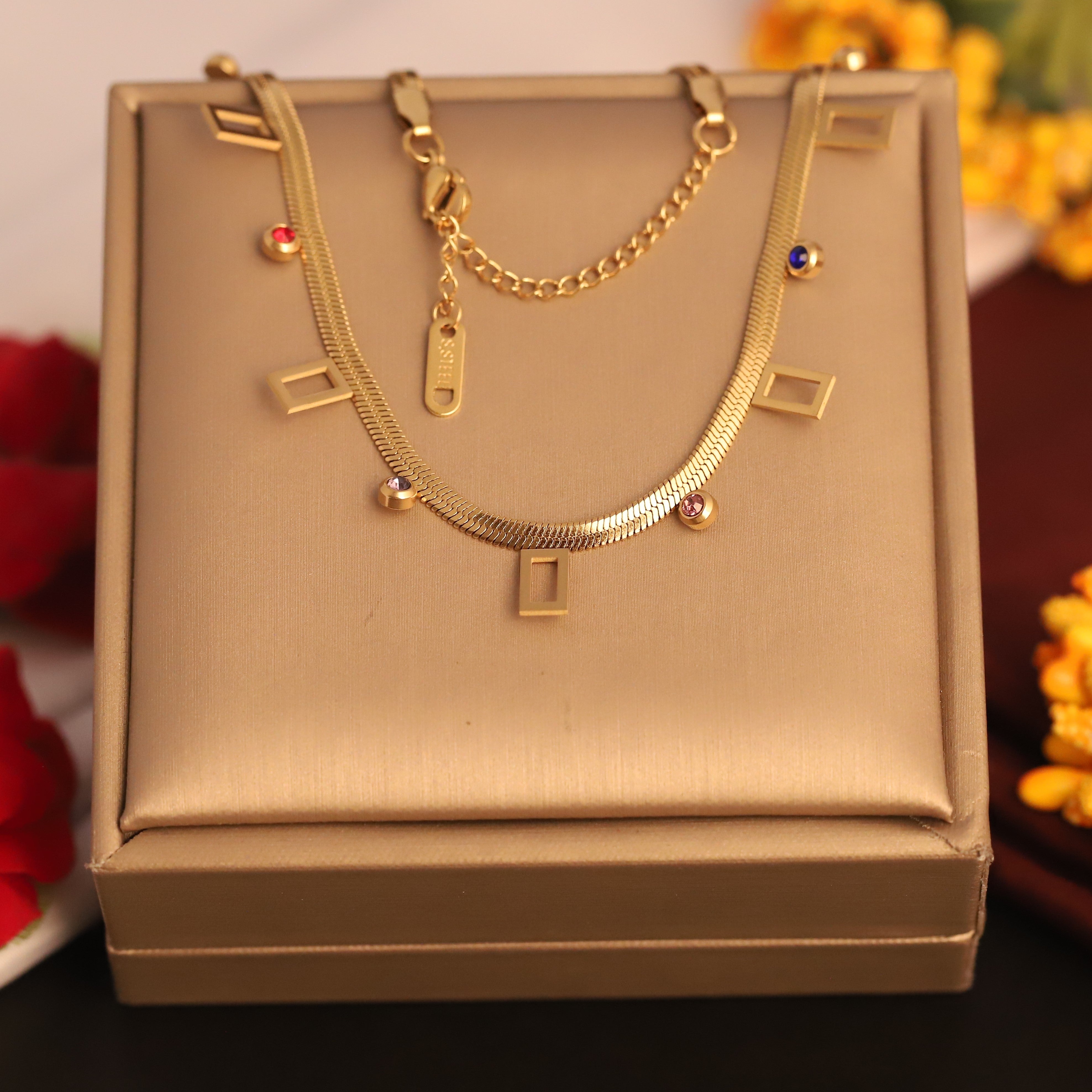 Box Charms White Stones Chain Gold Plated – Single Layer, Anti-Tarnish, Waterproof, Minimalist Style (GOLD)