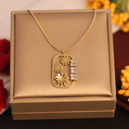 Flower White Stones Chain Gold Plated – Single Layer, Anti-Tarnish, Waterproof, Minimalist Style (GOLD)
