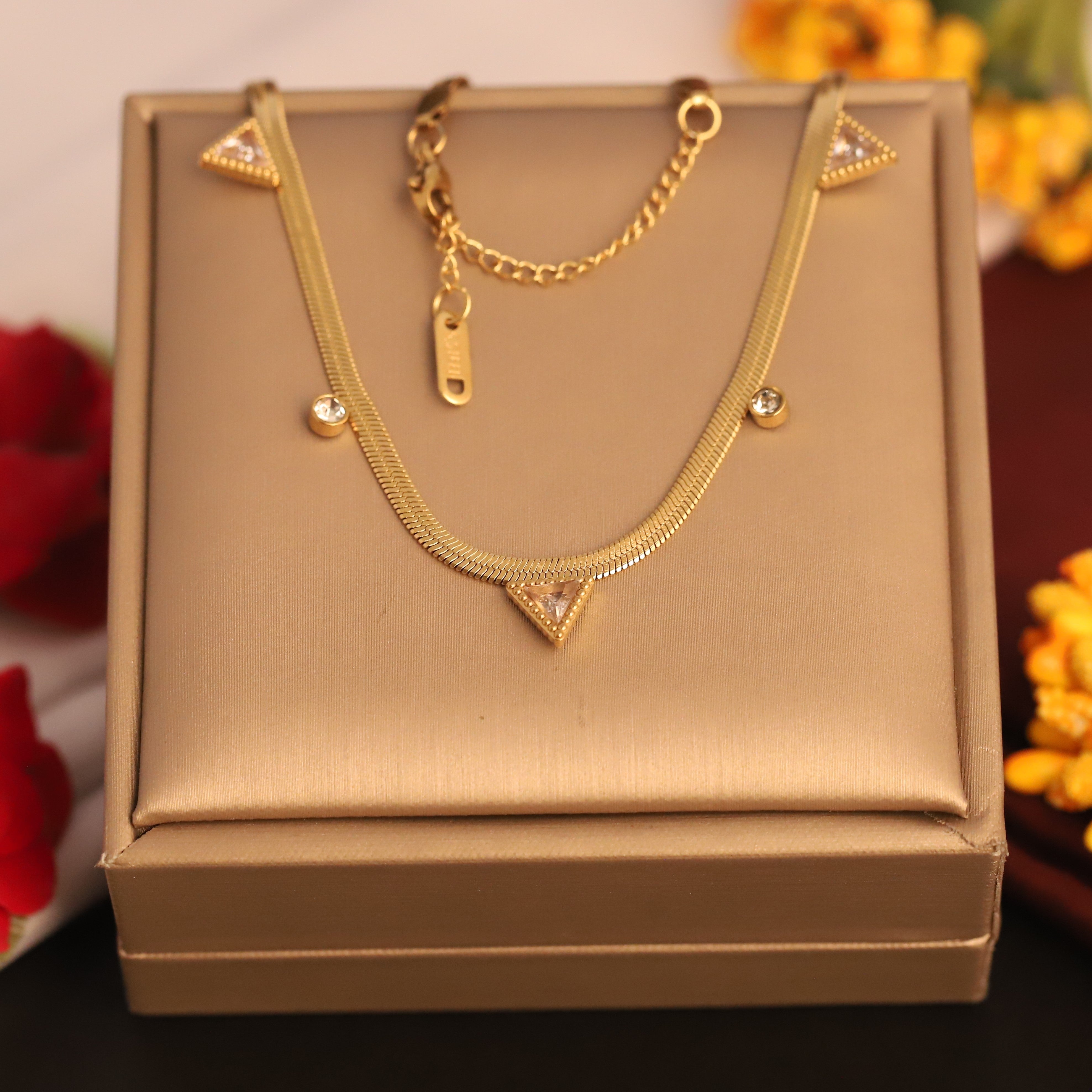 White Stone Charm Snake Chain Gold Plated – Single Layer, Anti-Tarnish, Waterproof, Minimalist Style (GOLD)