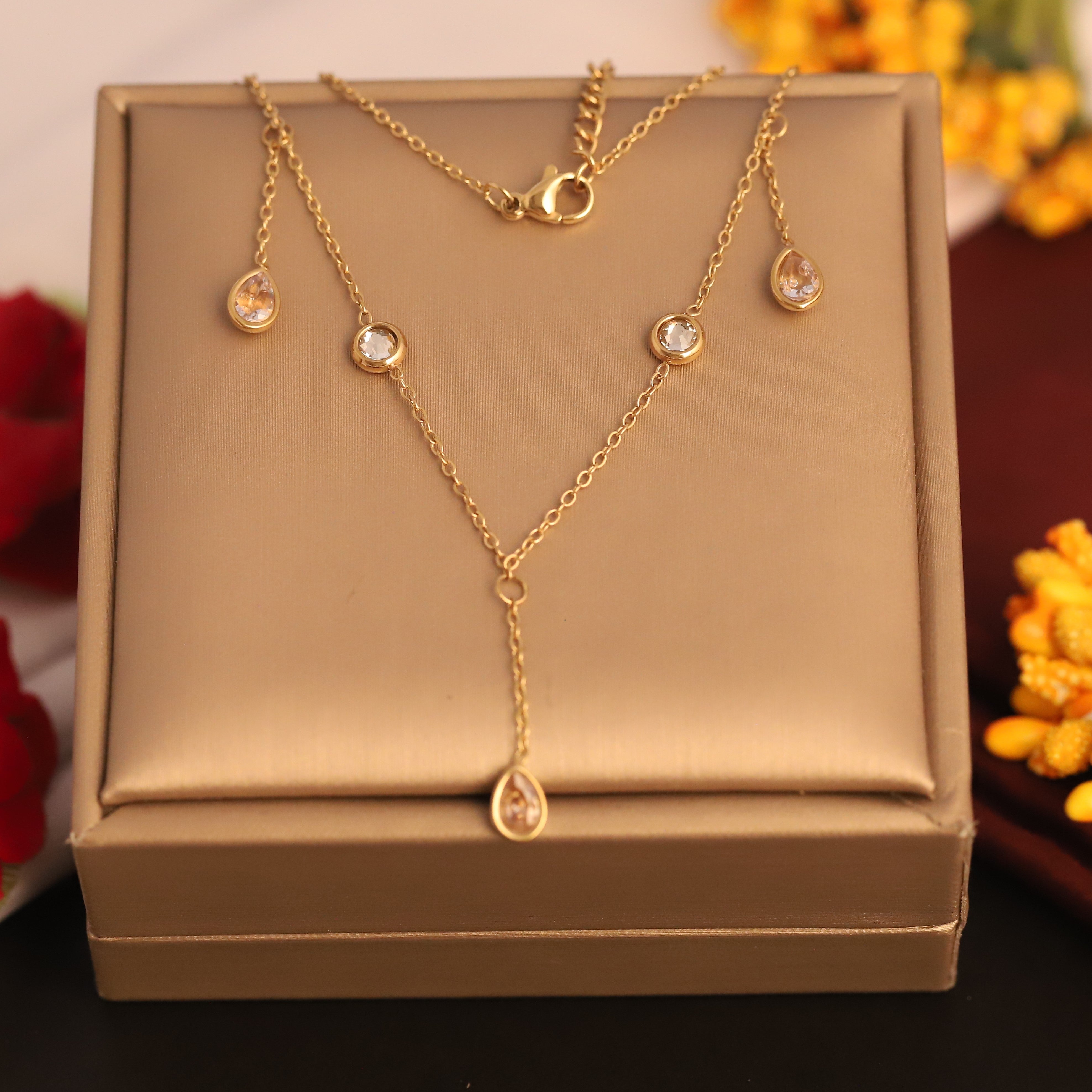 Trendy white Stones Chain Gold Plated – Single Layer, Anti-Tarnish, Waterproof, Minimalist Style (GOLD)