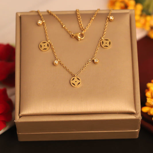 Flower Charms White Stones Chain Gold Plated – Single Layer, Anti-Tarnish, Waterproof, Minimalist Style (GOLD)