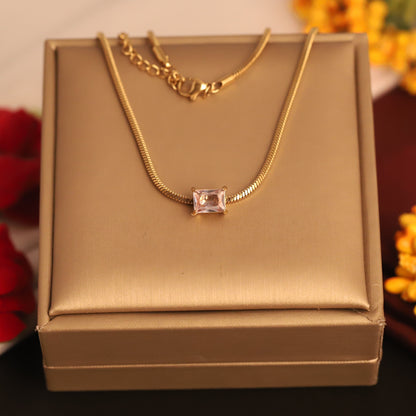 Trendy White Stone Chain Gold Plated – Single Layer, Anti-Tarnish, Waterproof, Minimalist Style (GOLD)