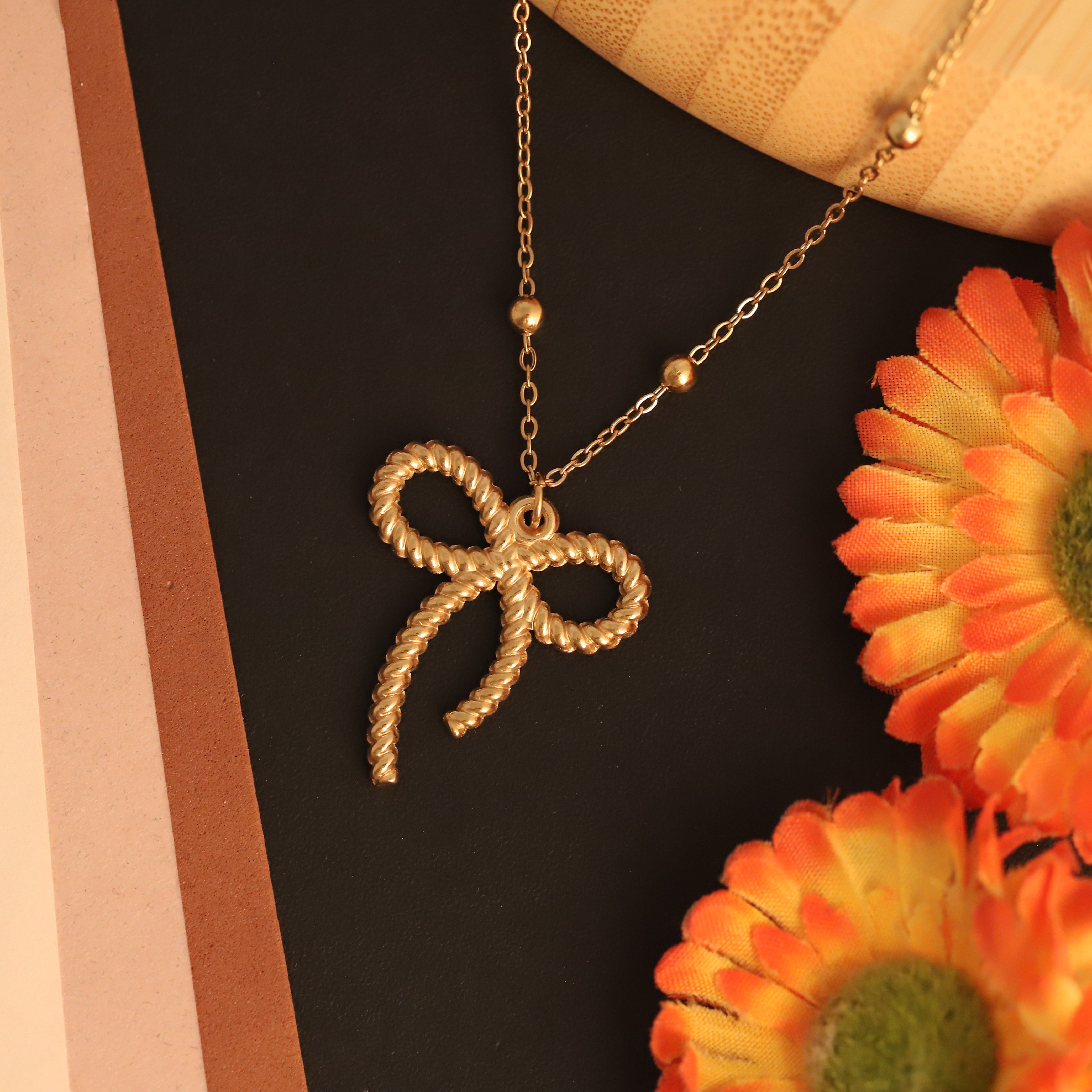 Bow Charm Chain Gold Plated – Single Layer, Anti-Tarnish, Waterproof, Minimalist Style (GOLD)