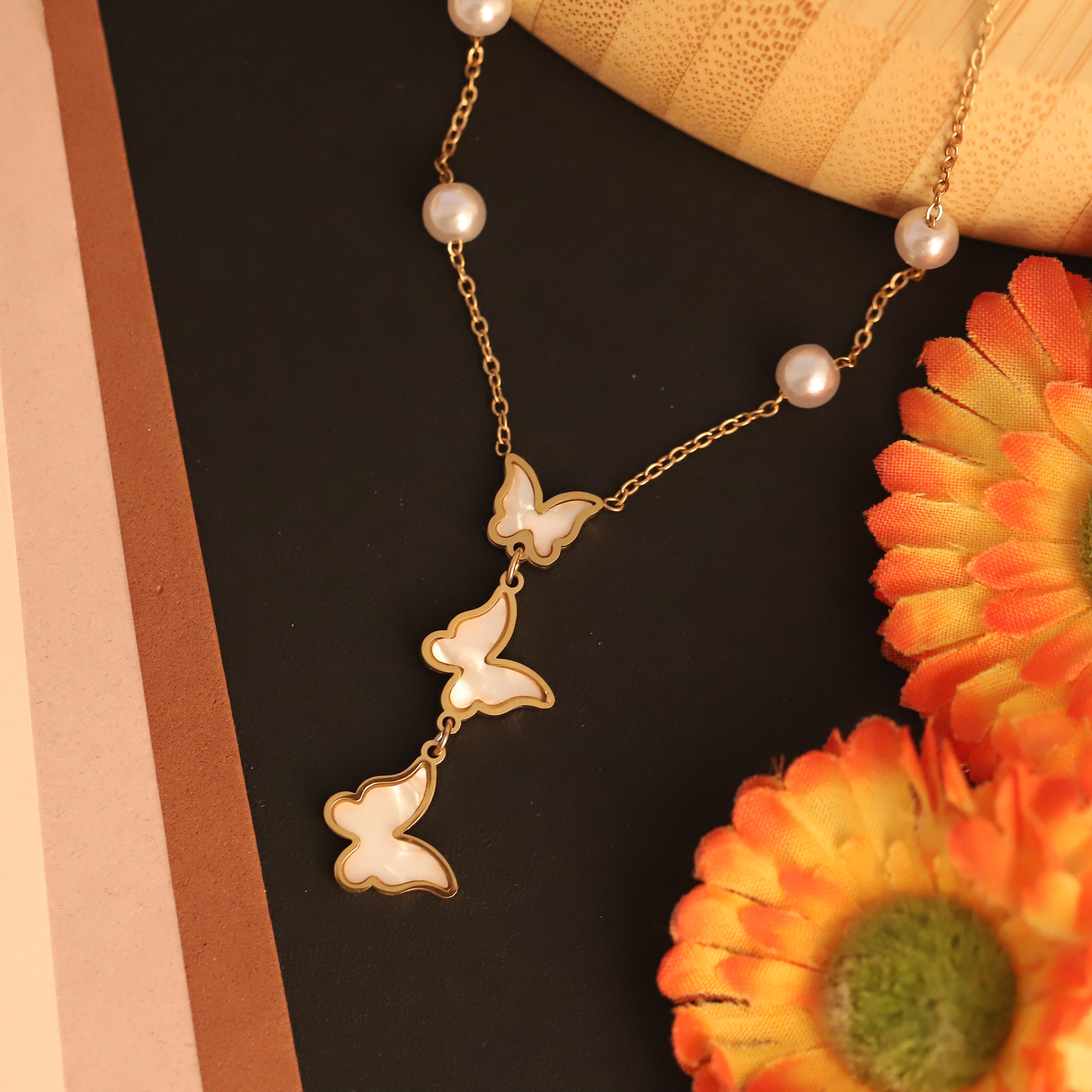 Butterfly Pearl Charm Chain Gold Plated – Single Layer, Anti-Tarnish, Waterproof, Minimalist Style (GOLD)