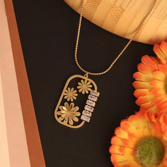 Flower White Stones Chain Gold Plated – Single Layer, Anti-Tarnish, Waterproof, Minimalist Style (GOLD)