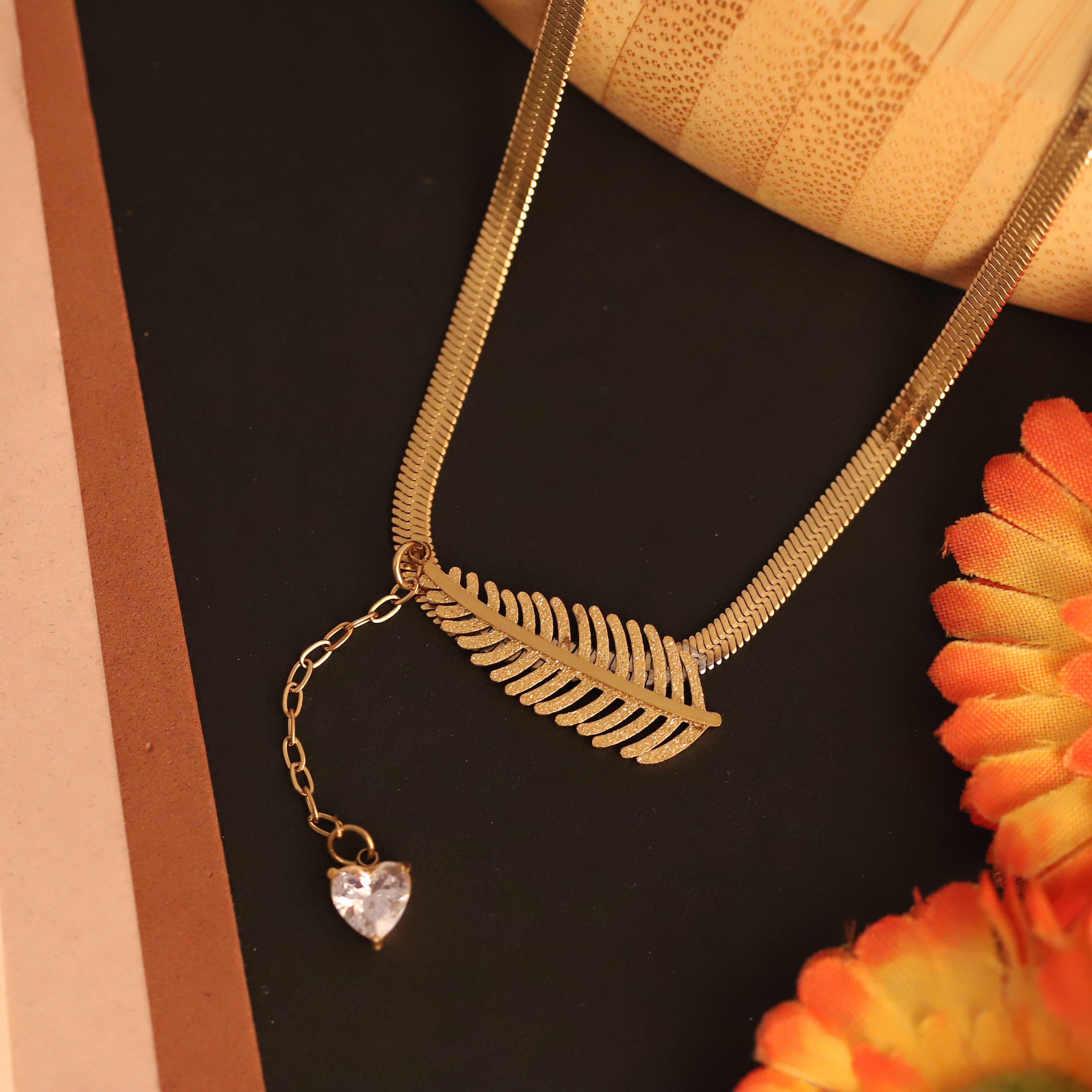 Leaf Charm Snake Chain Gold Plated – Single Layer, Anti-Tarnish, Waterproof, Minimalist Style (GOLD)