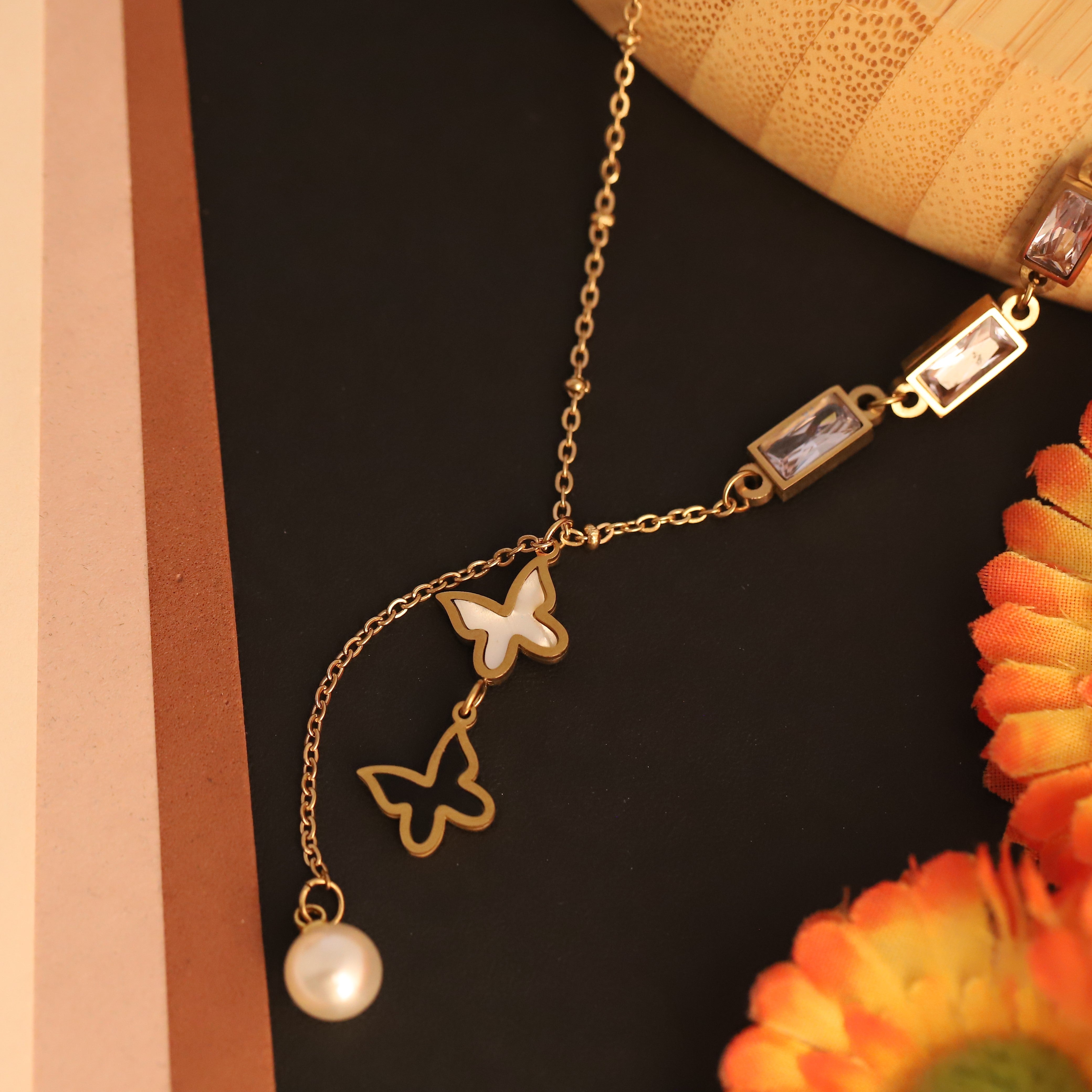 Butterfly White Stones Charm Chain Gold Plated – Single Layer, Anti-Tarnish, Waterproof, Minimalist Style (GOLD)